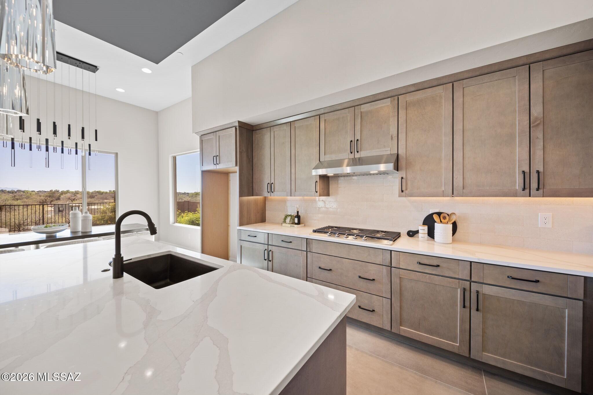 3560 N San Sebastián Drive 12