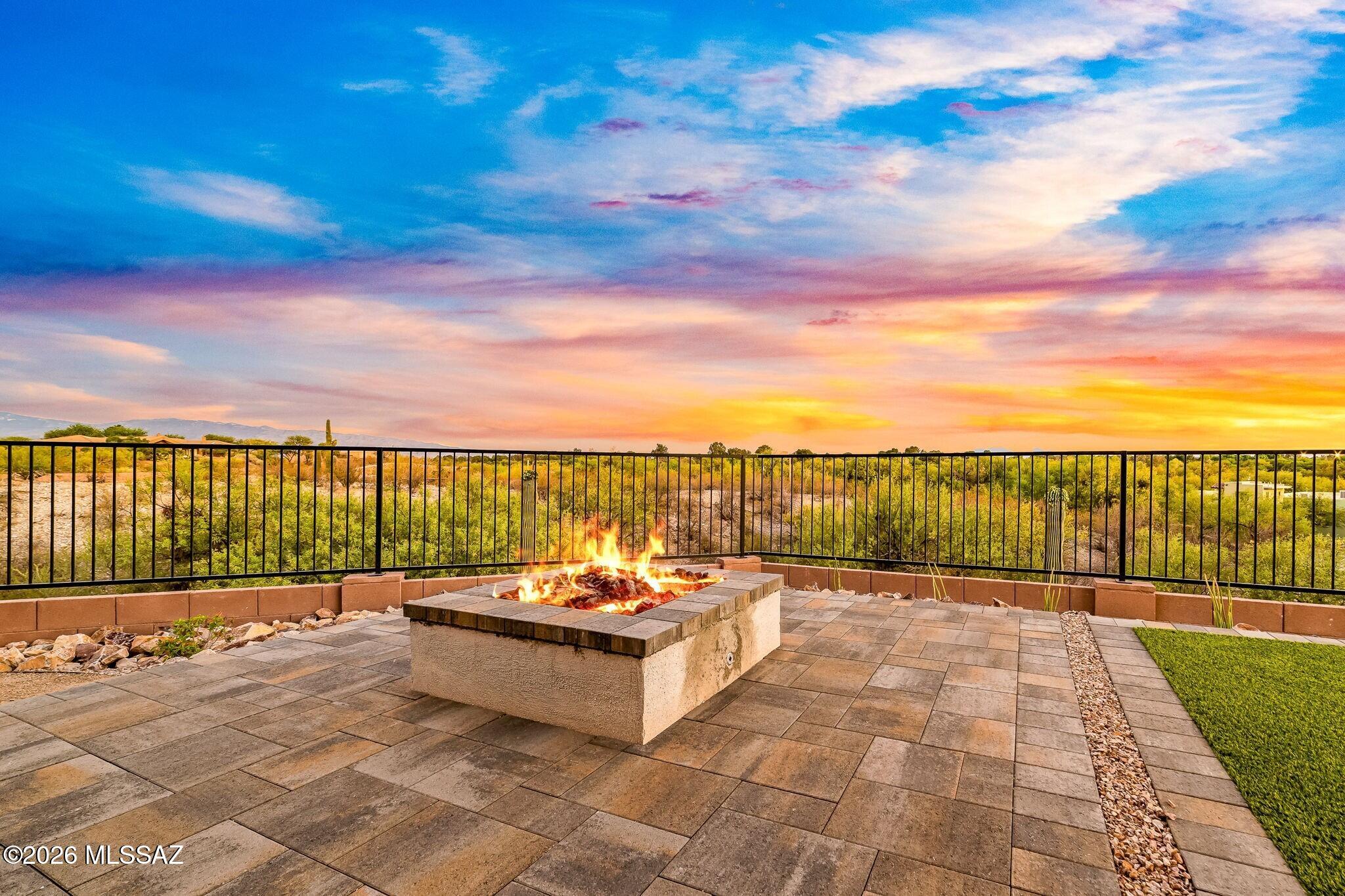 3560 N San Sebastián Drive 12