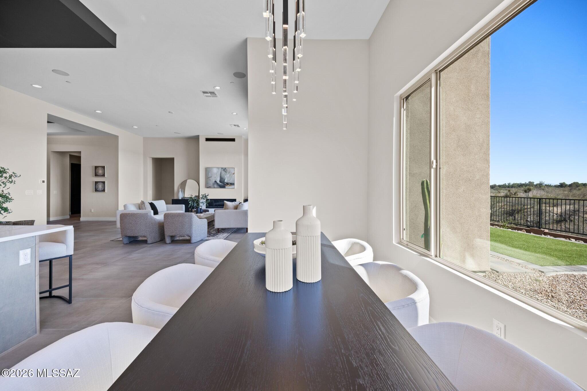 3560 N San Sebastián Drive 12