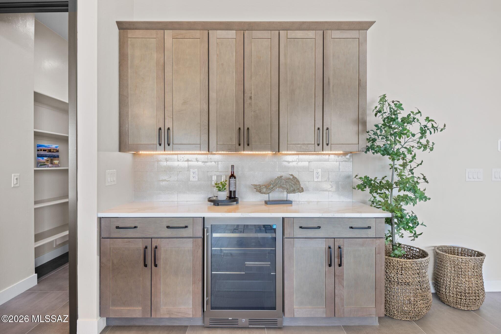 3560 N San Sebastián Drive 12