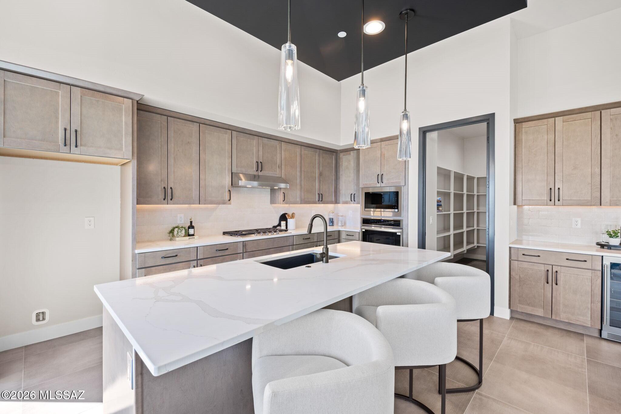 3560 N San Sebastián Drive 12