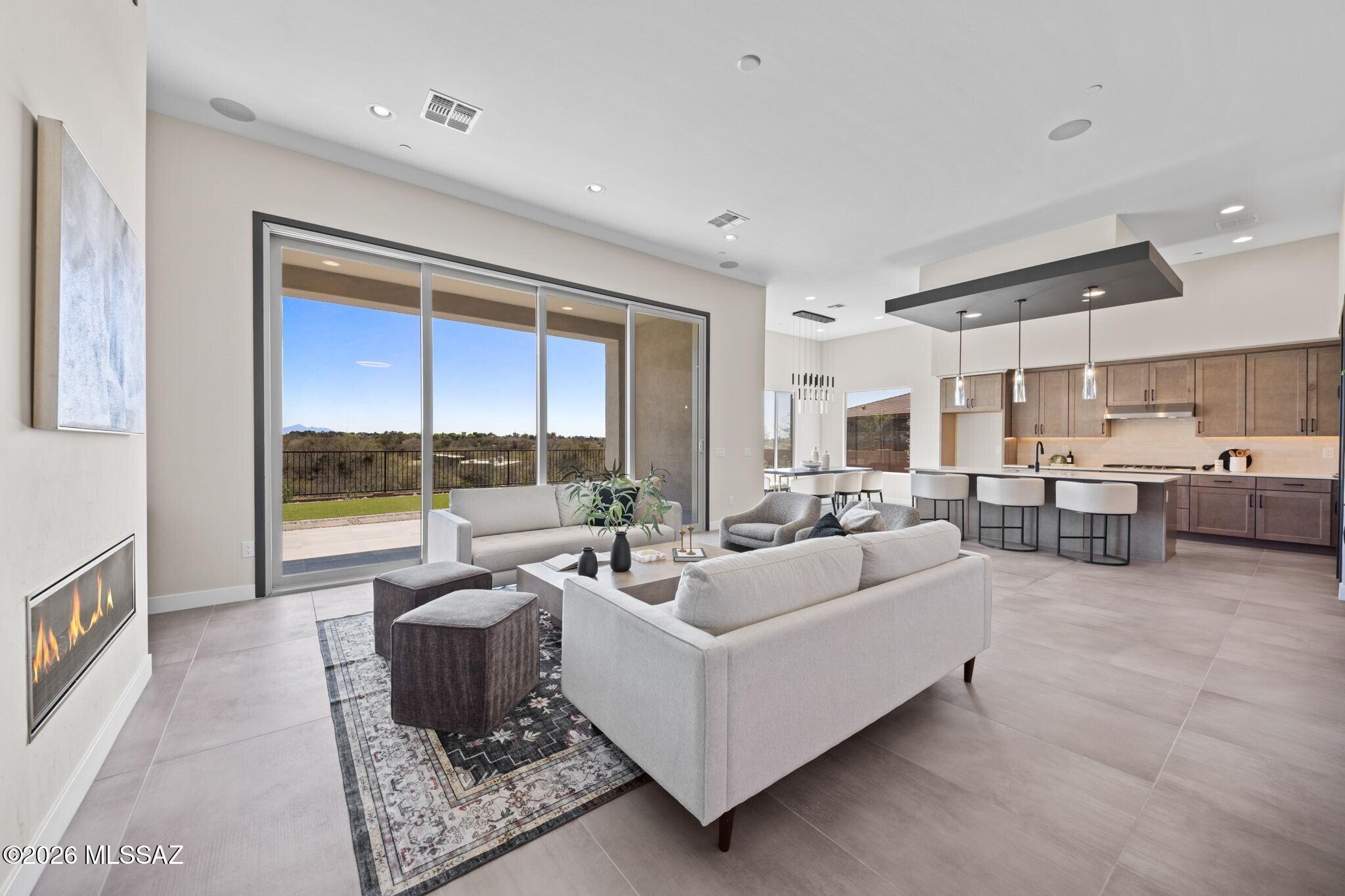 3560 N San Sebastián Drive 12