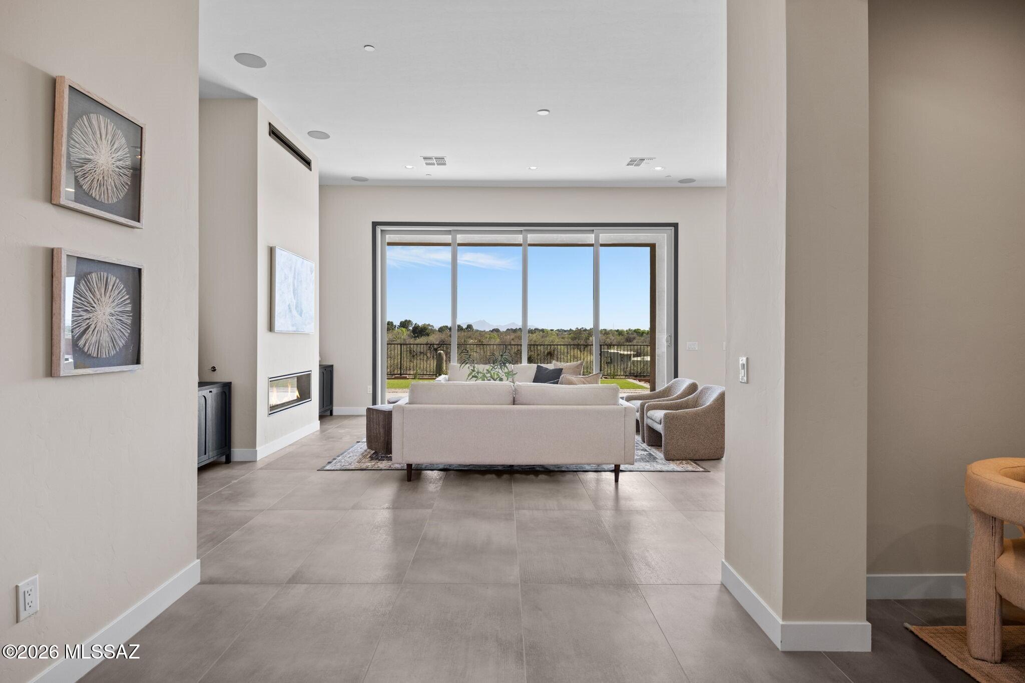 3560 N San Sebastián Drive 12