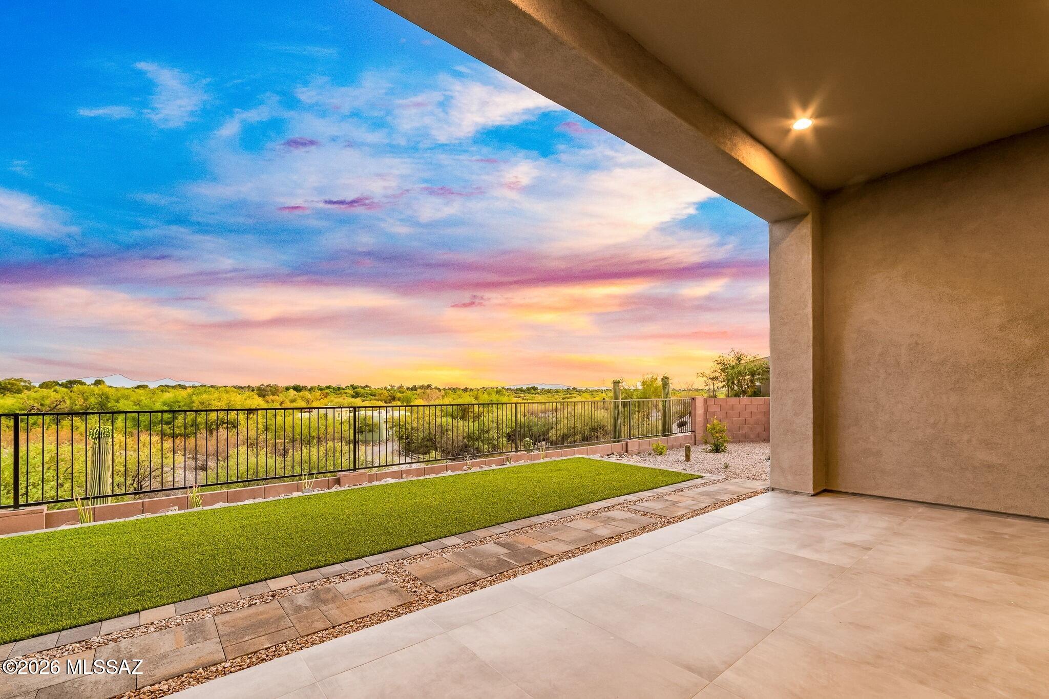 3560 N San Sebastián Drive 12