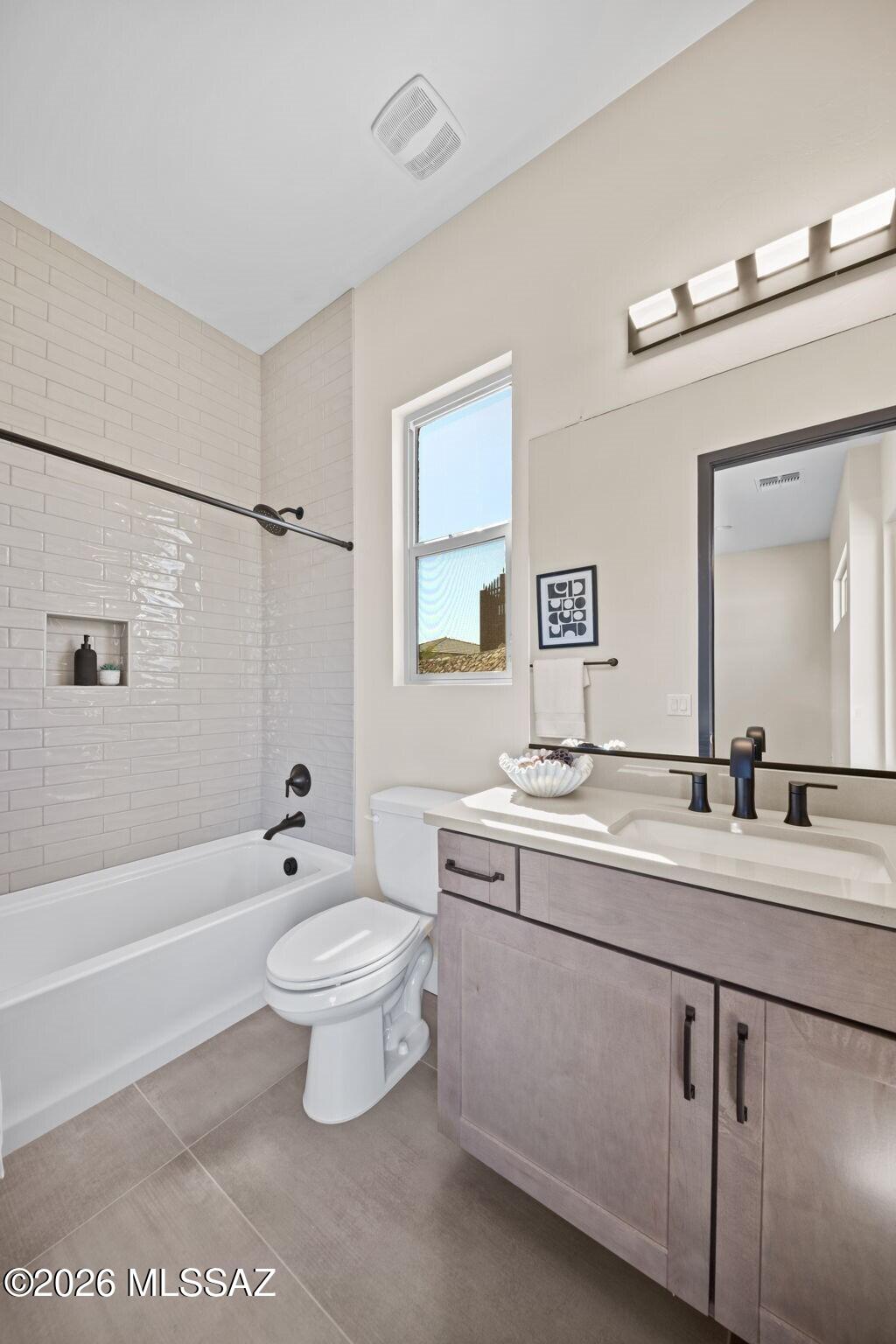 3560 N San Sebastián Drive 12