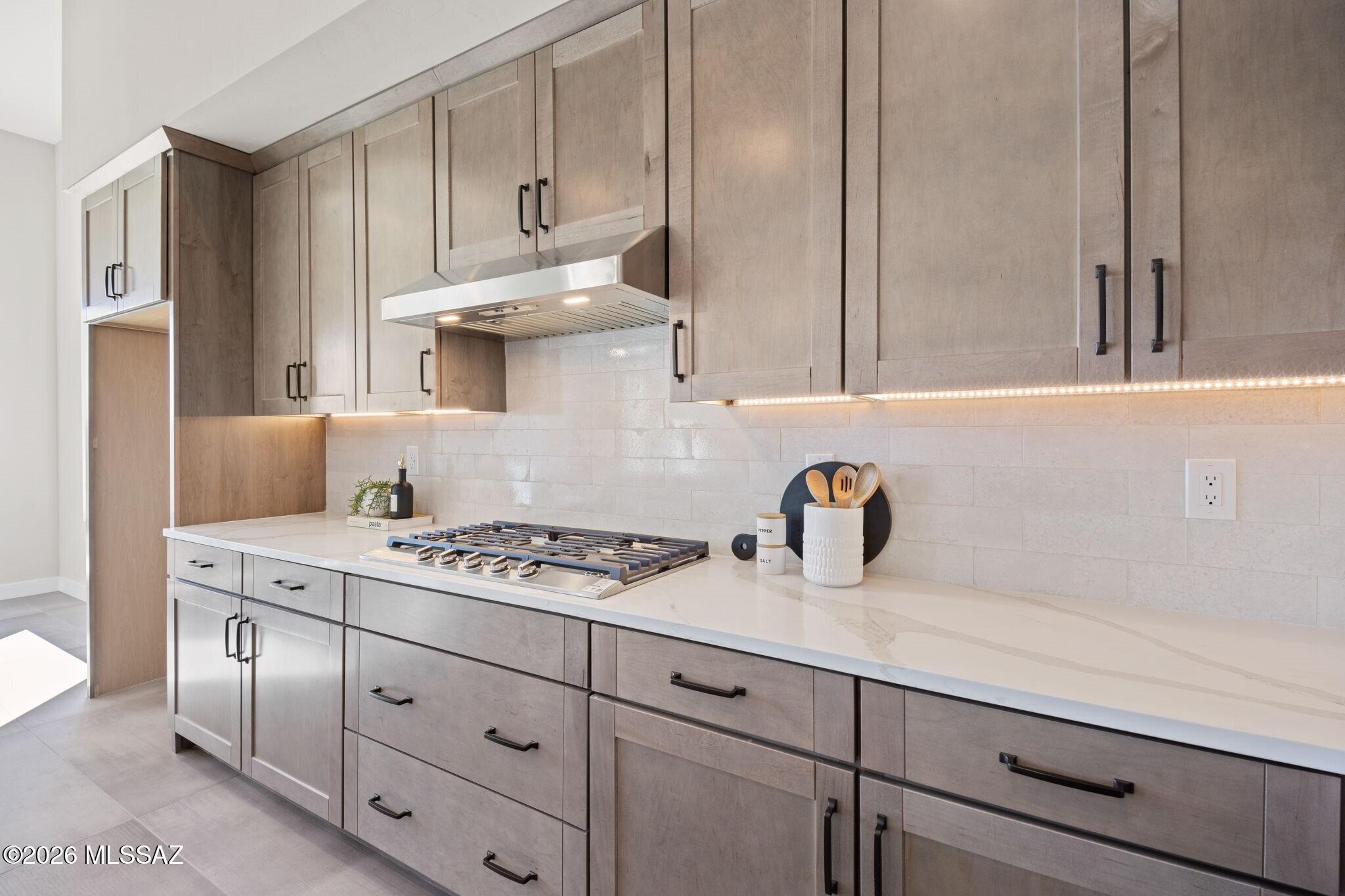 3560 N San Sebastián Drive 12