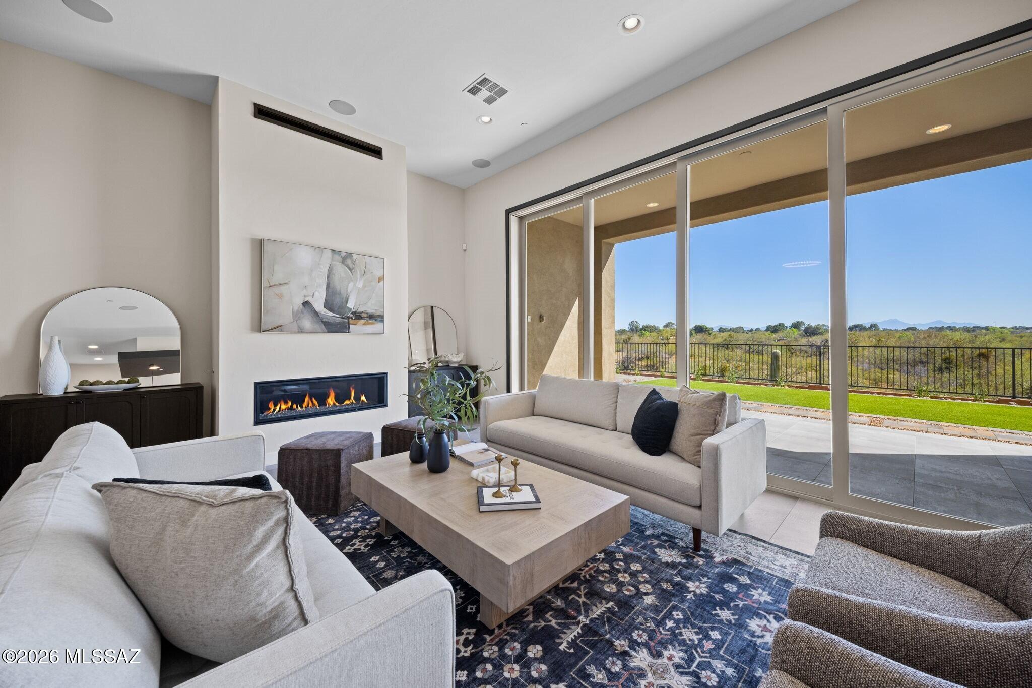 3560 N San Sebastián Drive 12