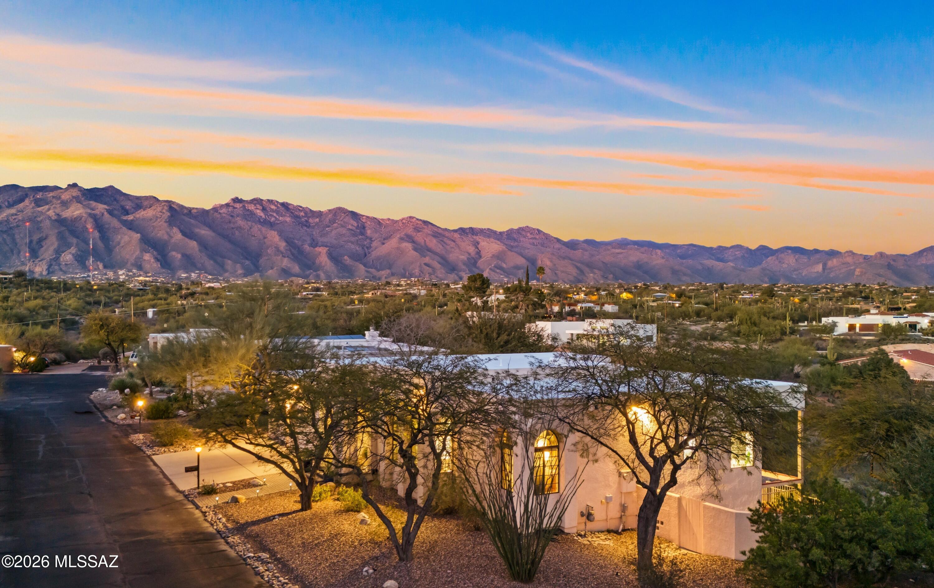 4436 E River Oak Trail