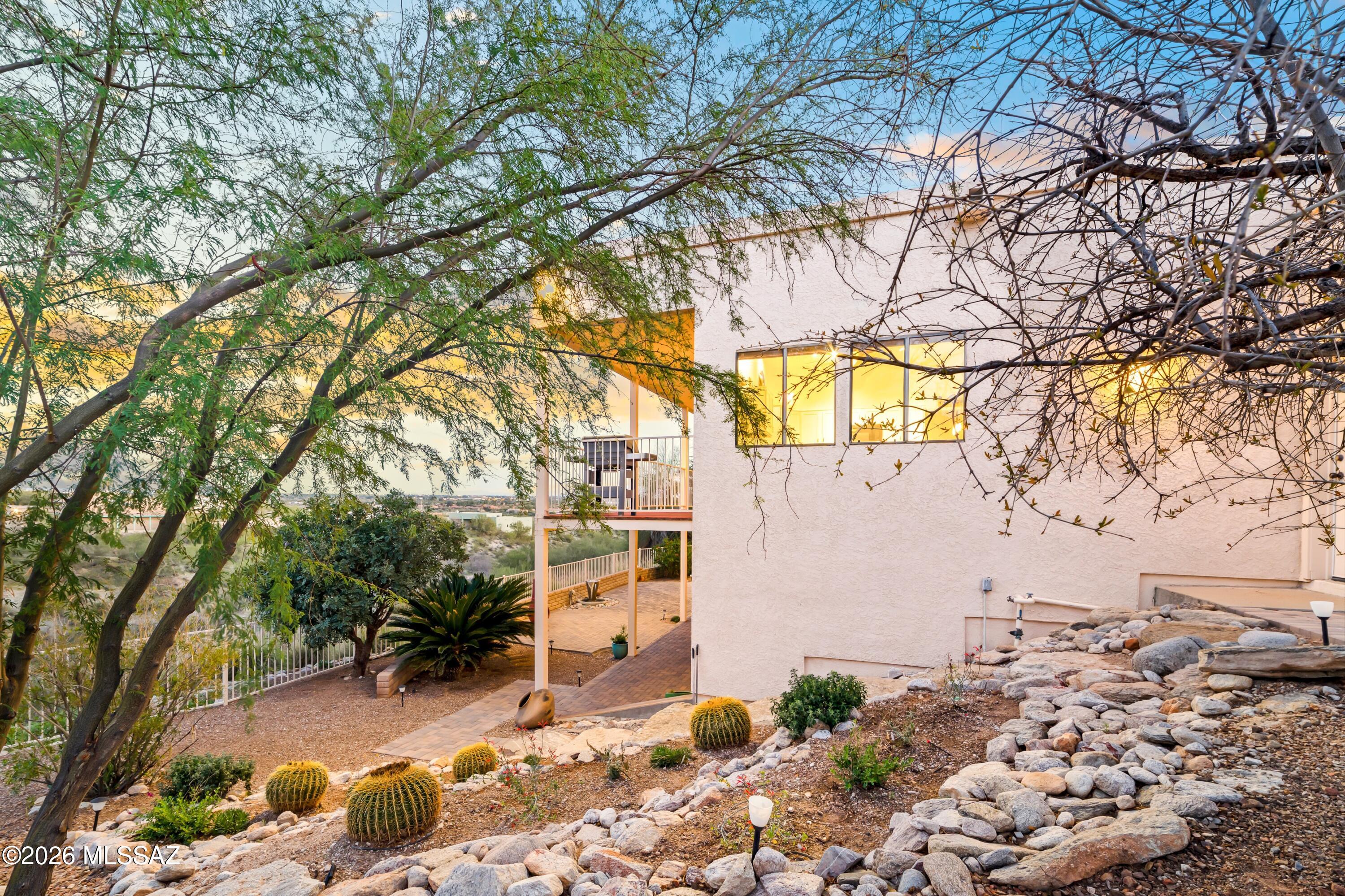 4436 E River Oak Trail