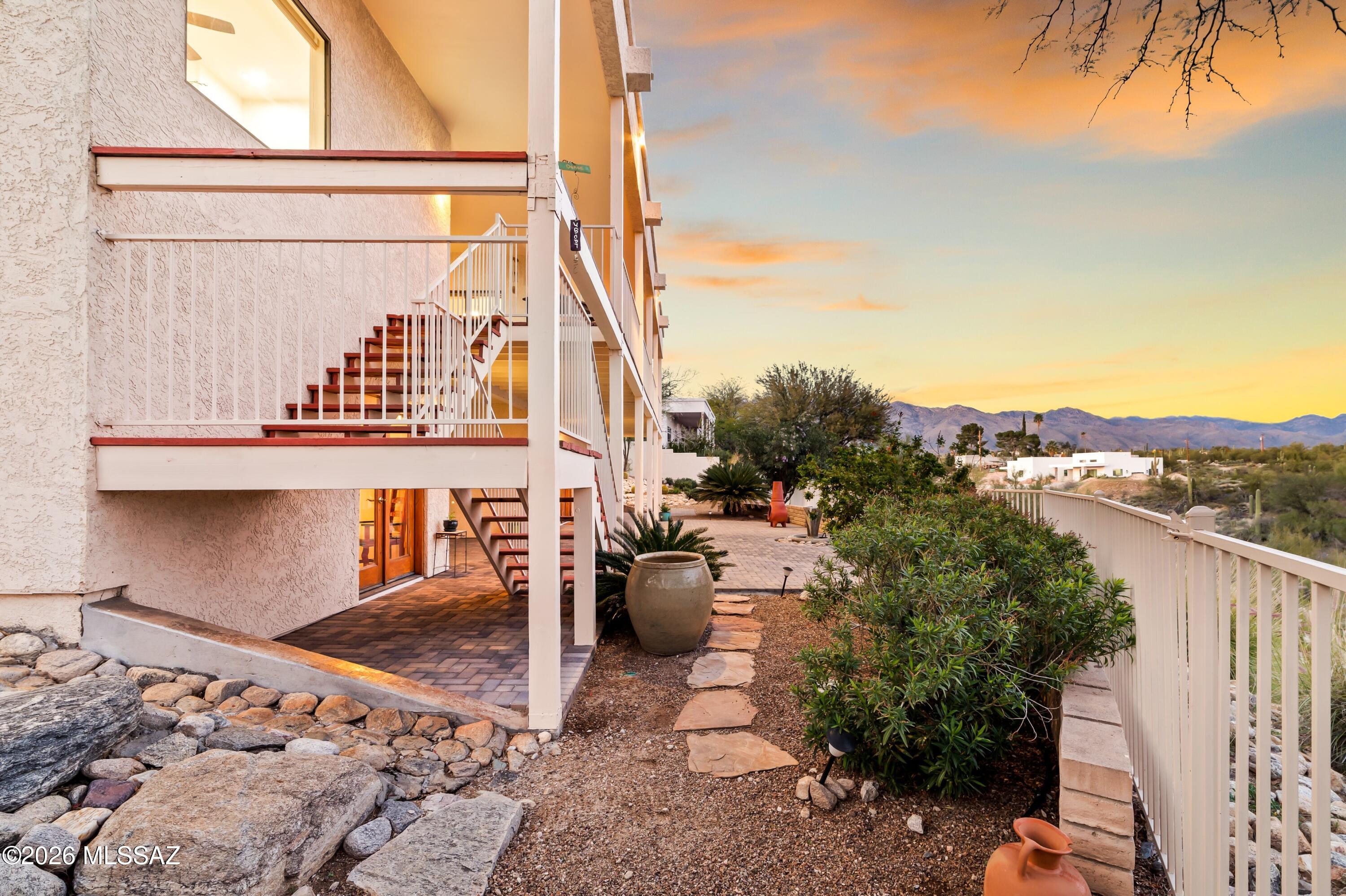 4436 E River Oak Trail