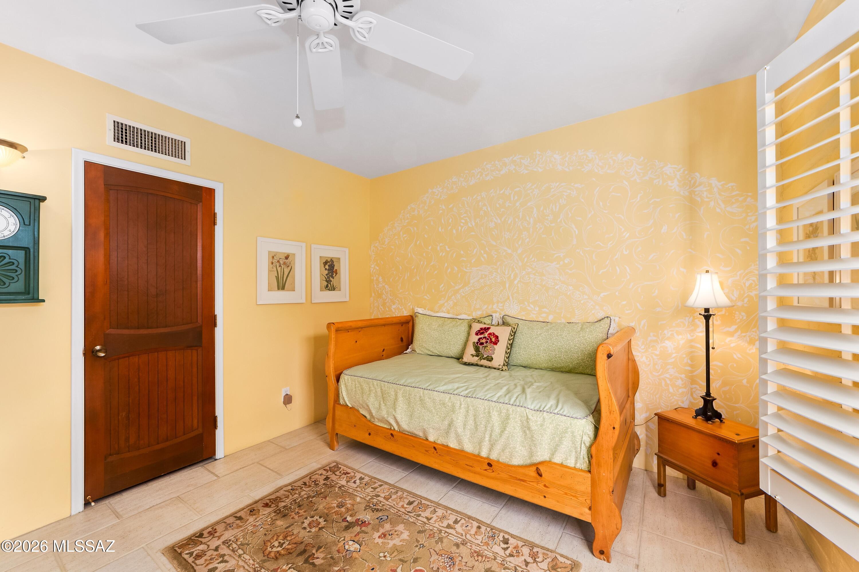 5200 N Calle La Cima