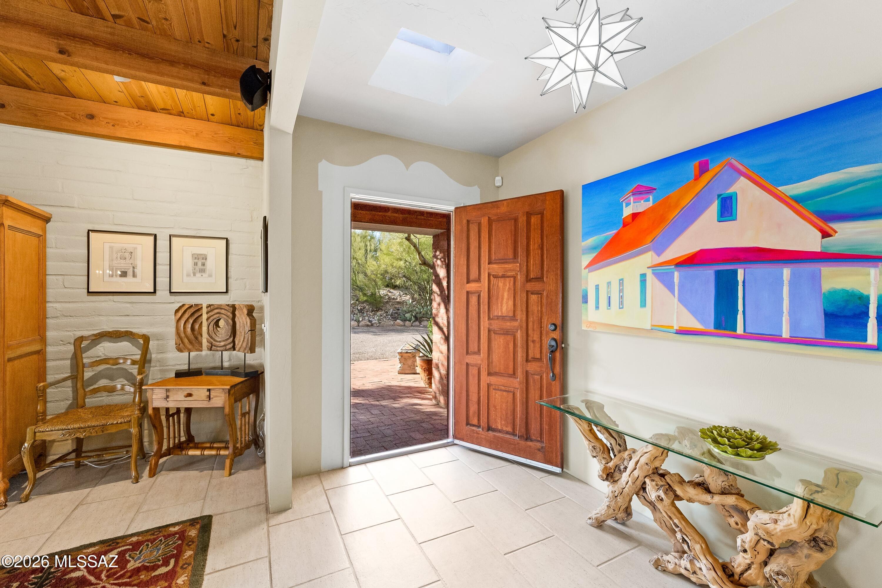 5200 N Calle La Cima