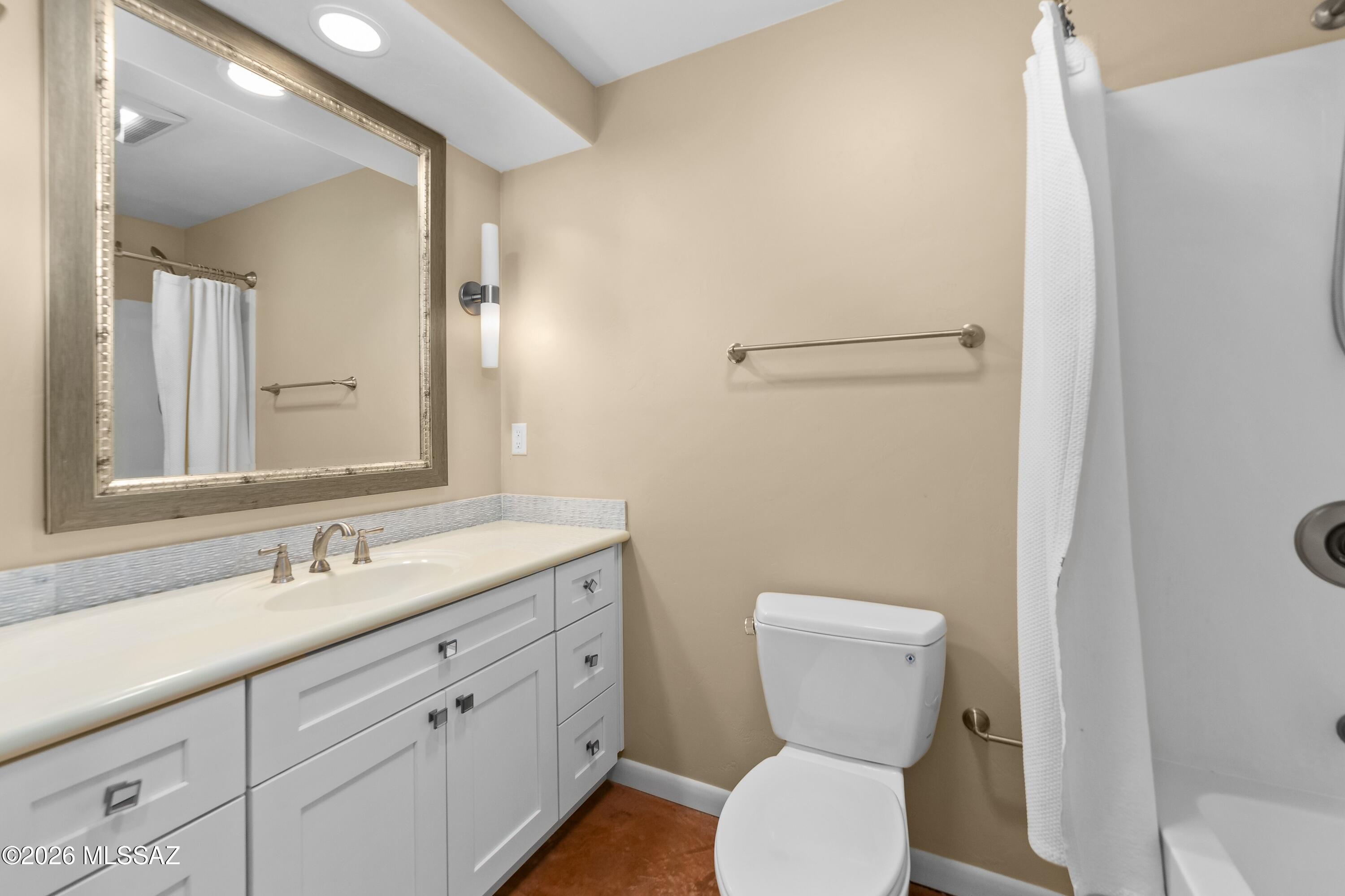 5200 N Calle La Cima