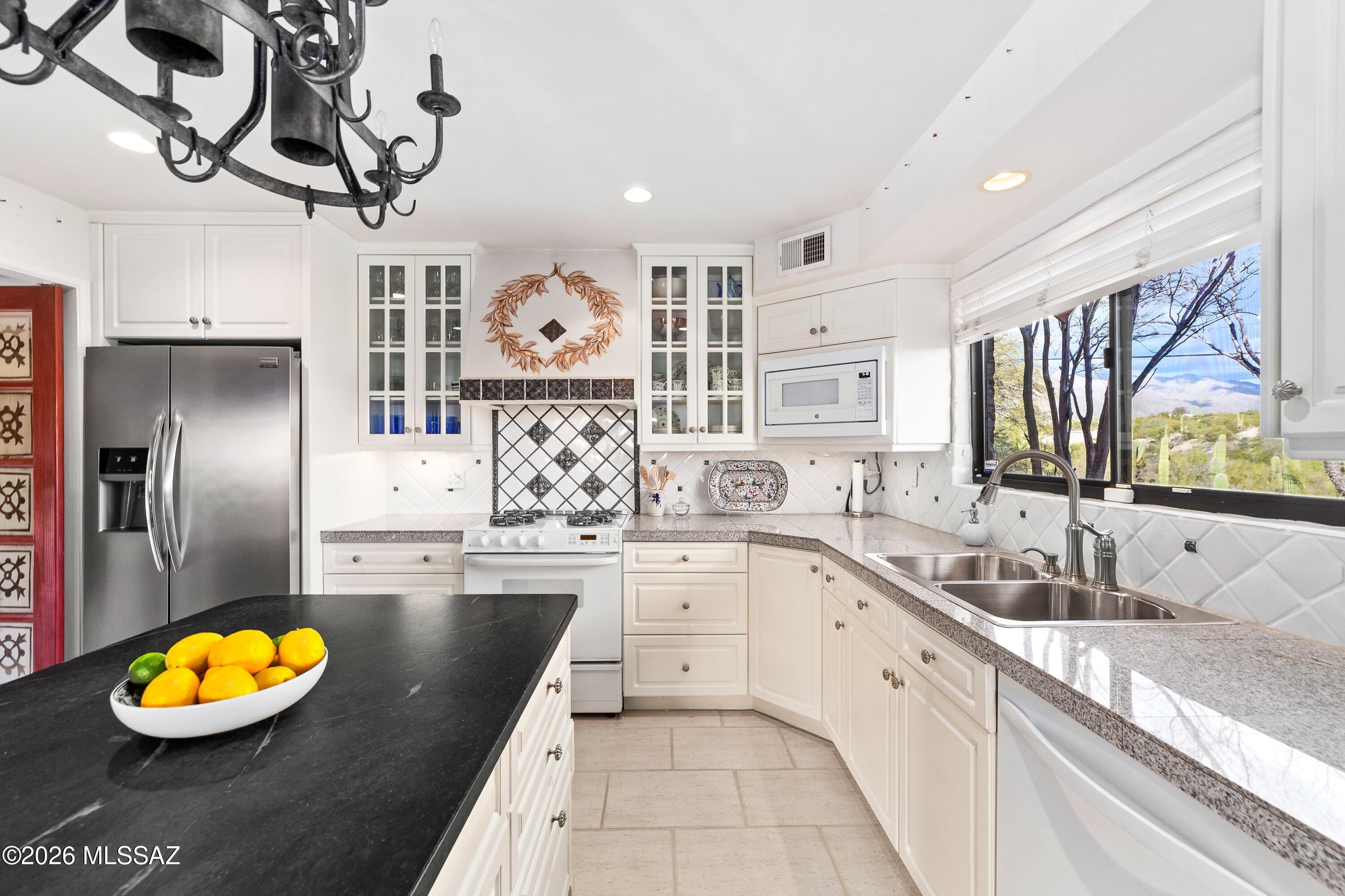 5200 N Calle La Cima