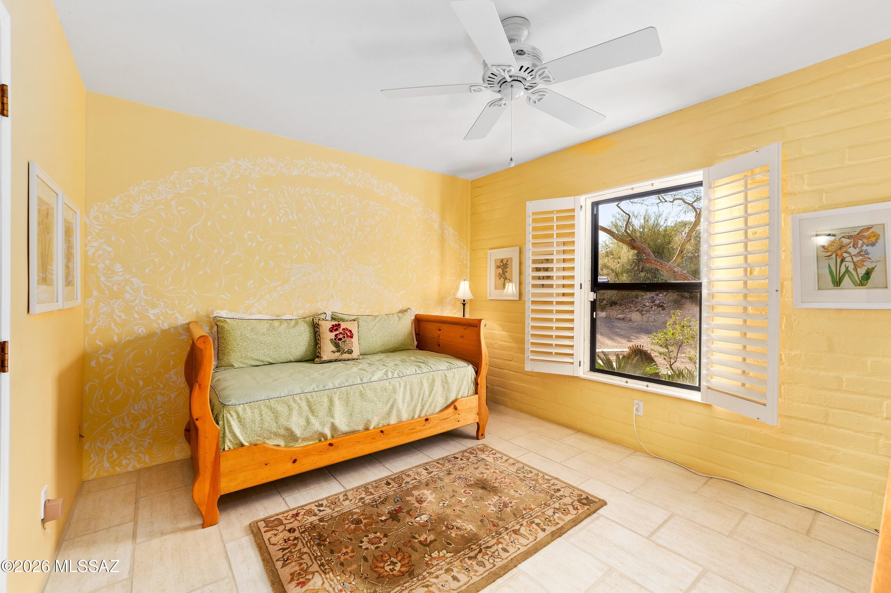 5200 N Calle La Cima