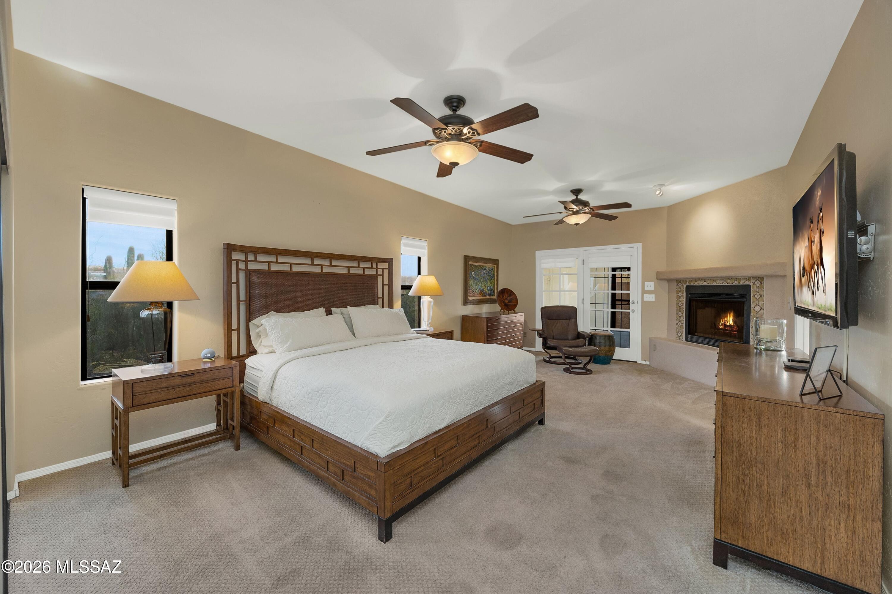 5716 N Camino Arturo