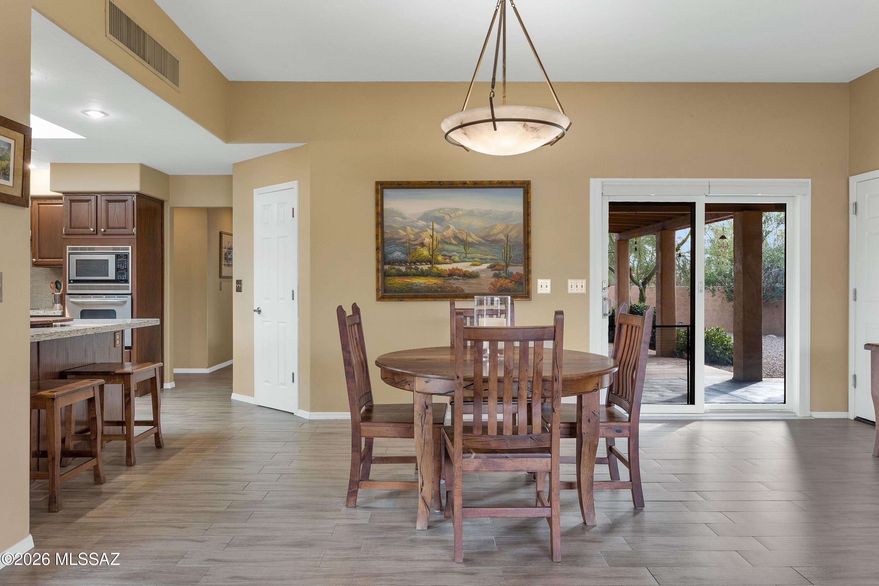 5716 N Camino Arturo