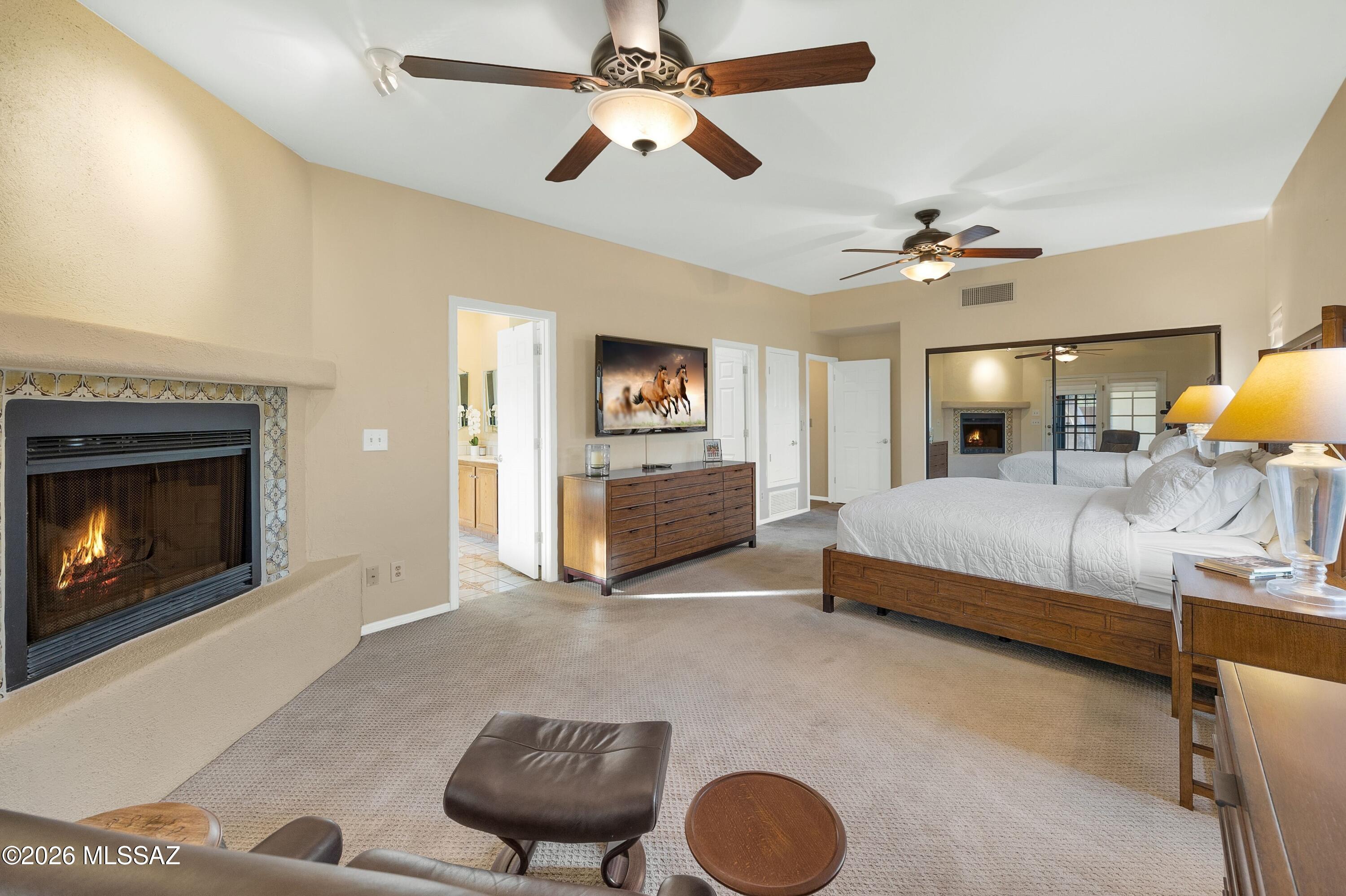 5716 N Camino Arturo