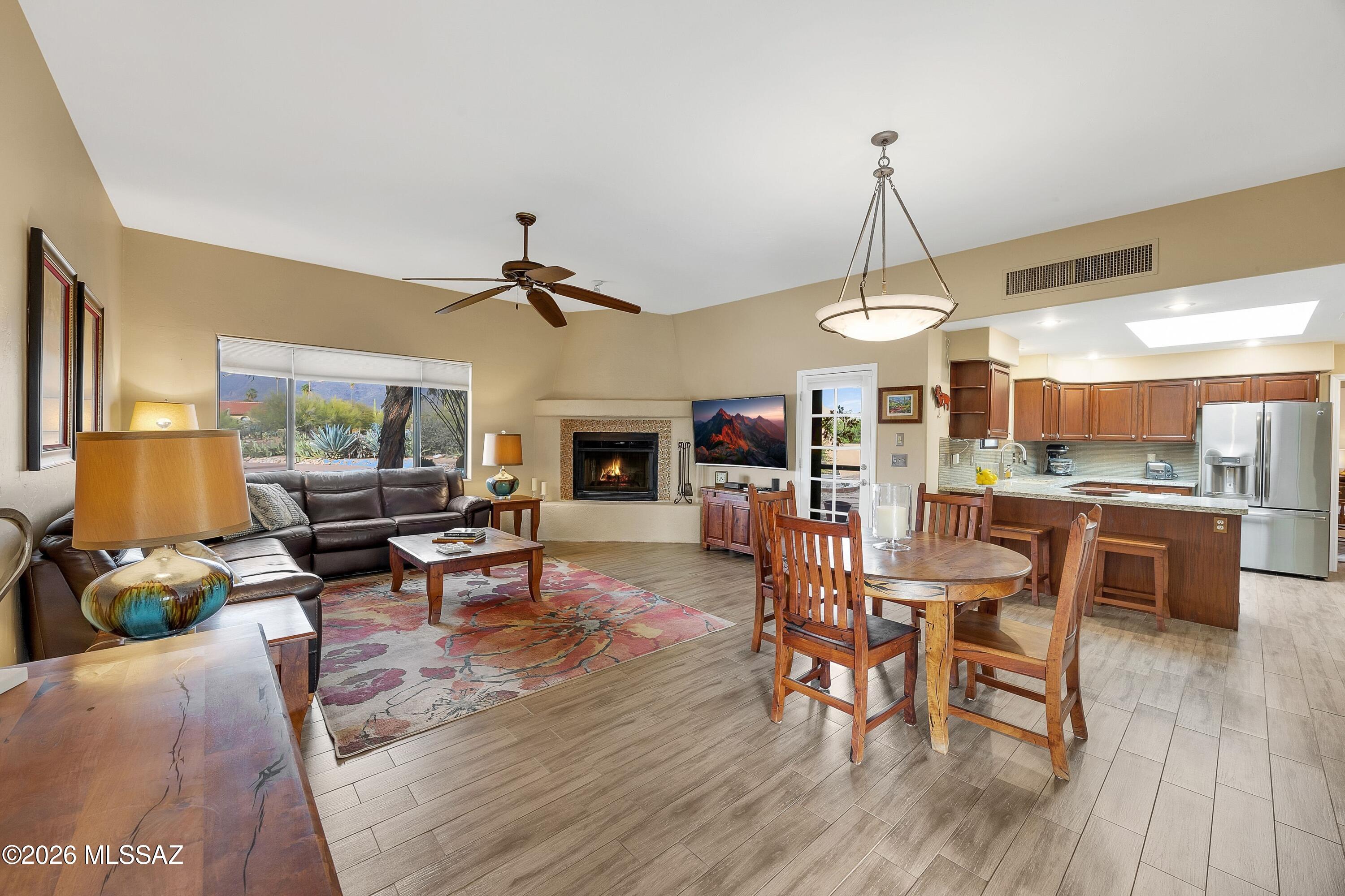 5716 N Camino Arturo