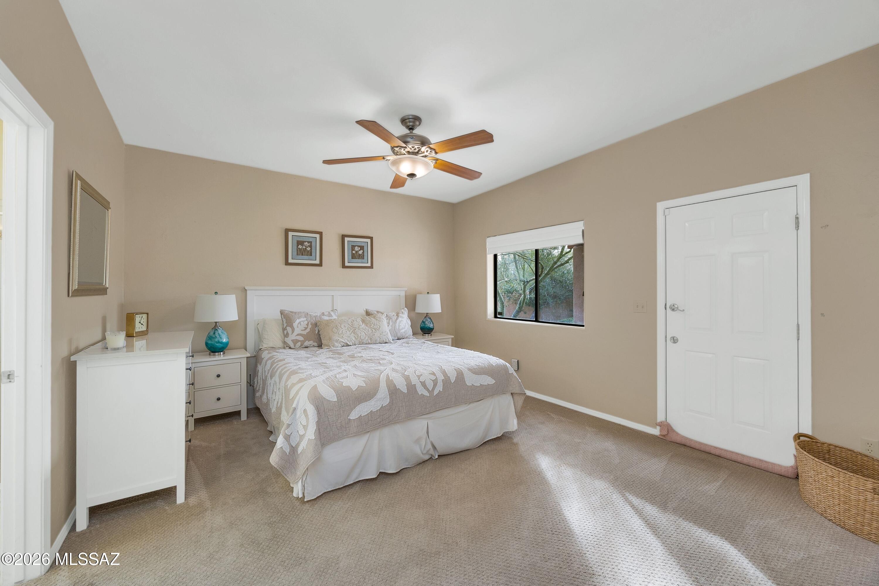 5716 N Camino Arturo