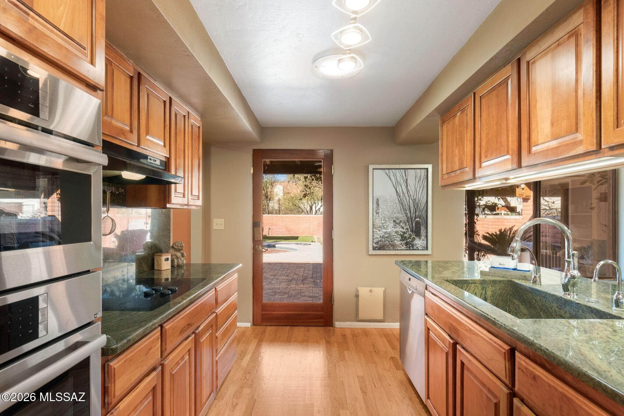 7351 E Sabino Vista Drive