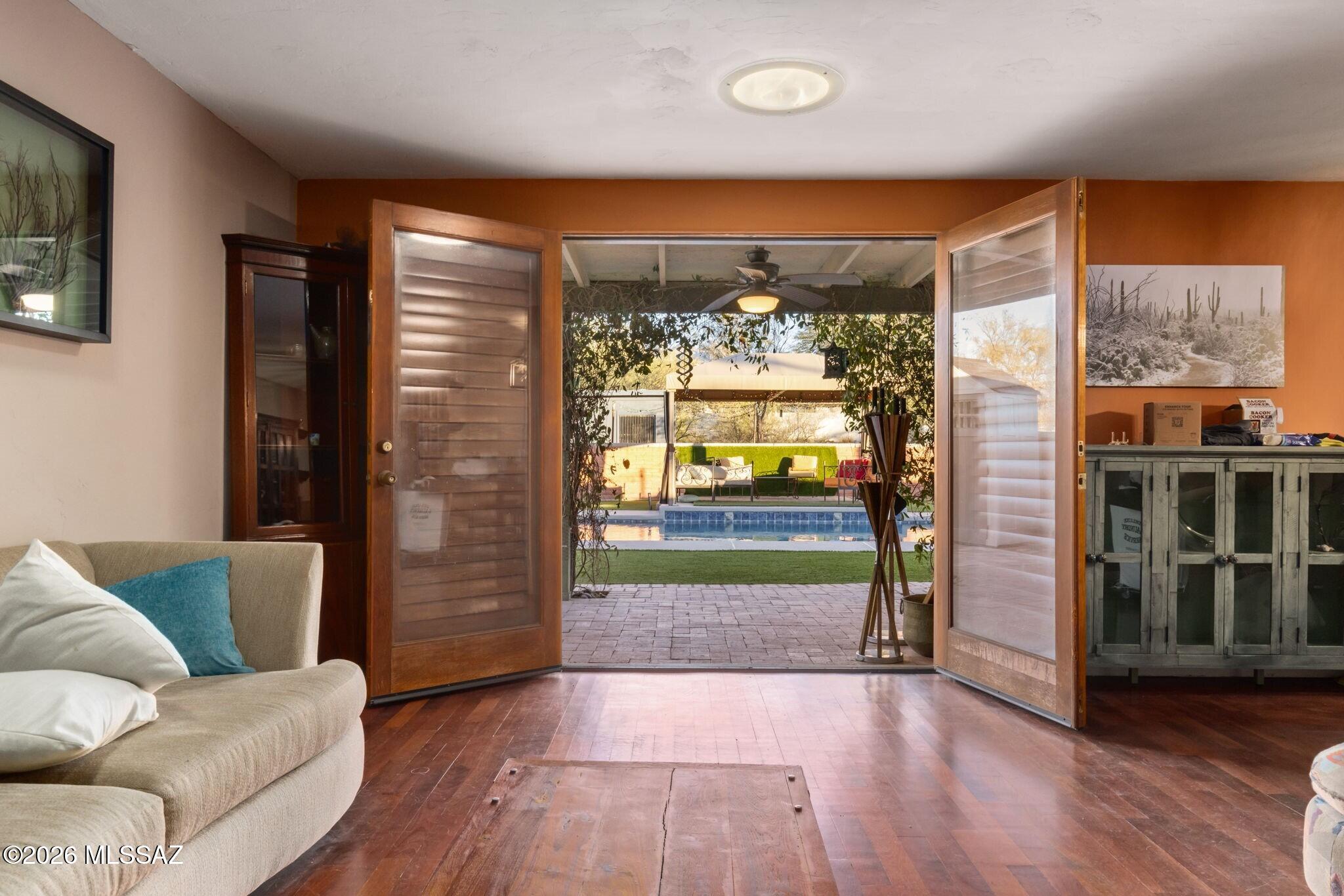 7351 E Sabino Vista Drive