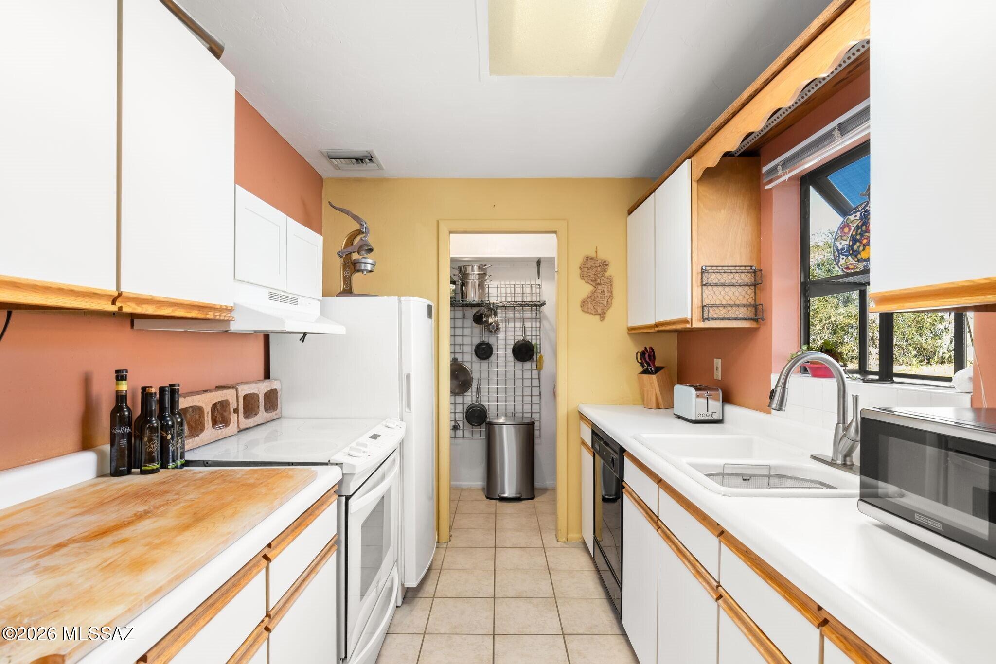 7351 E Sabino Vista Drive