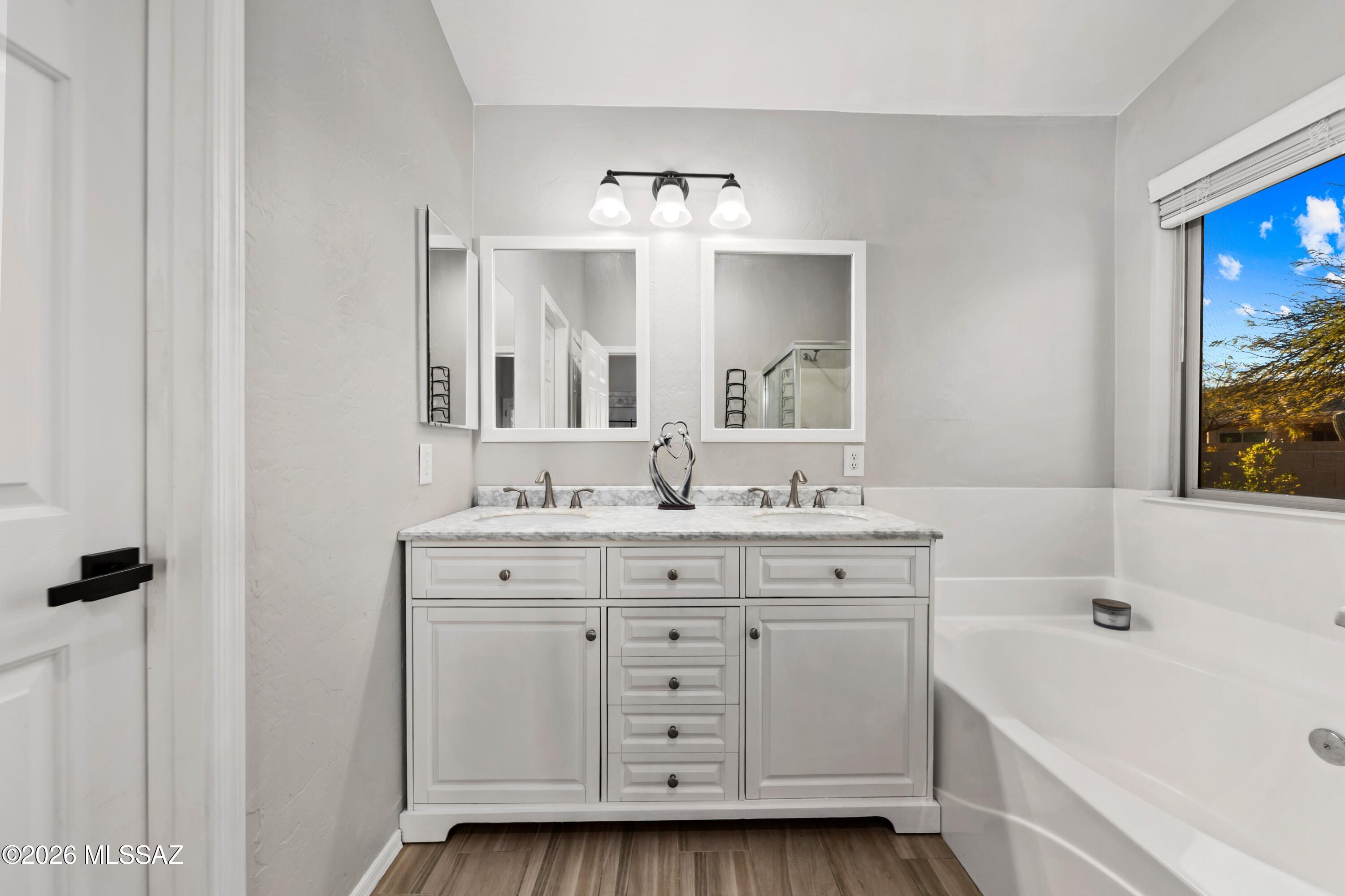 12323 N Kylene Canyon Drive