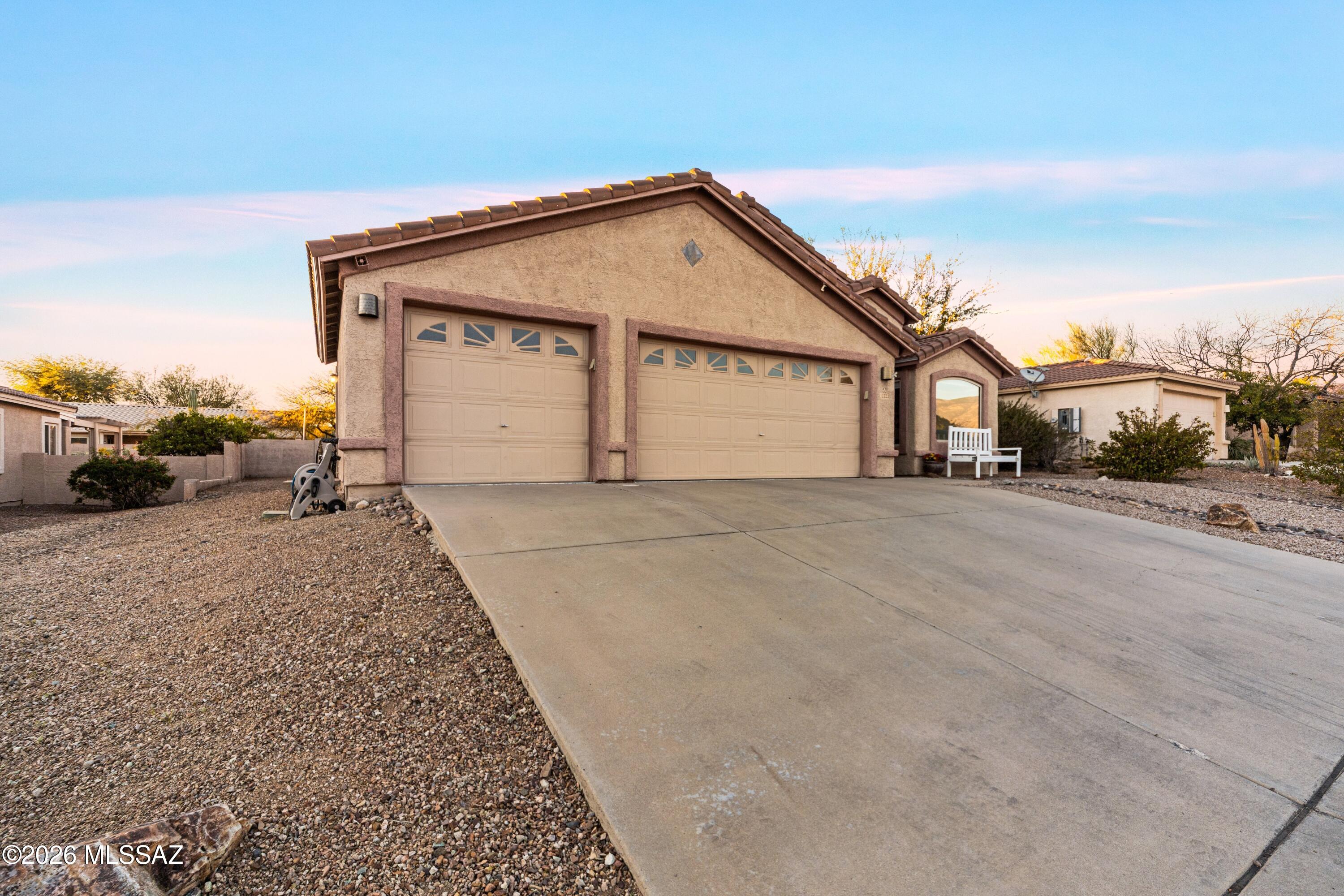 12323 N Kylene Canyon Drive