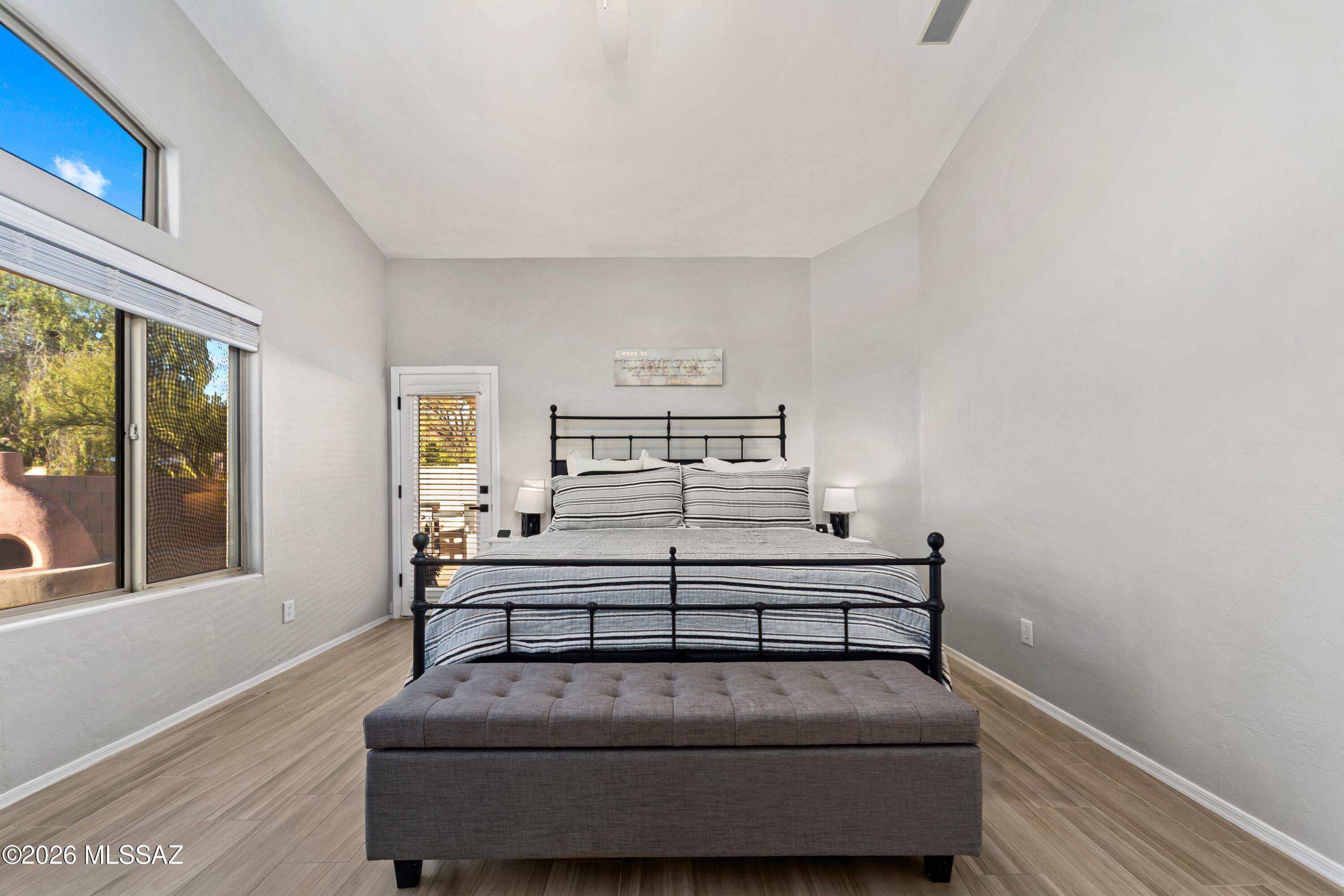 12323 N Kylene Canyon Drive