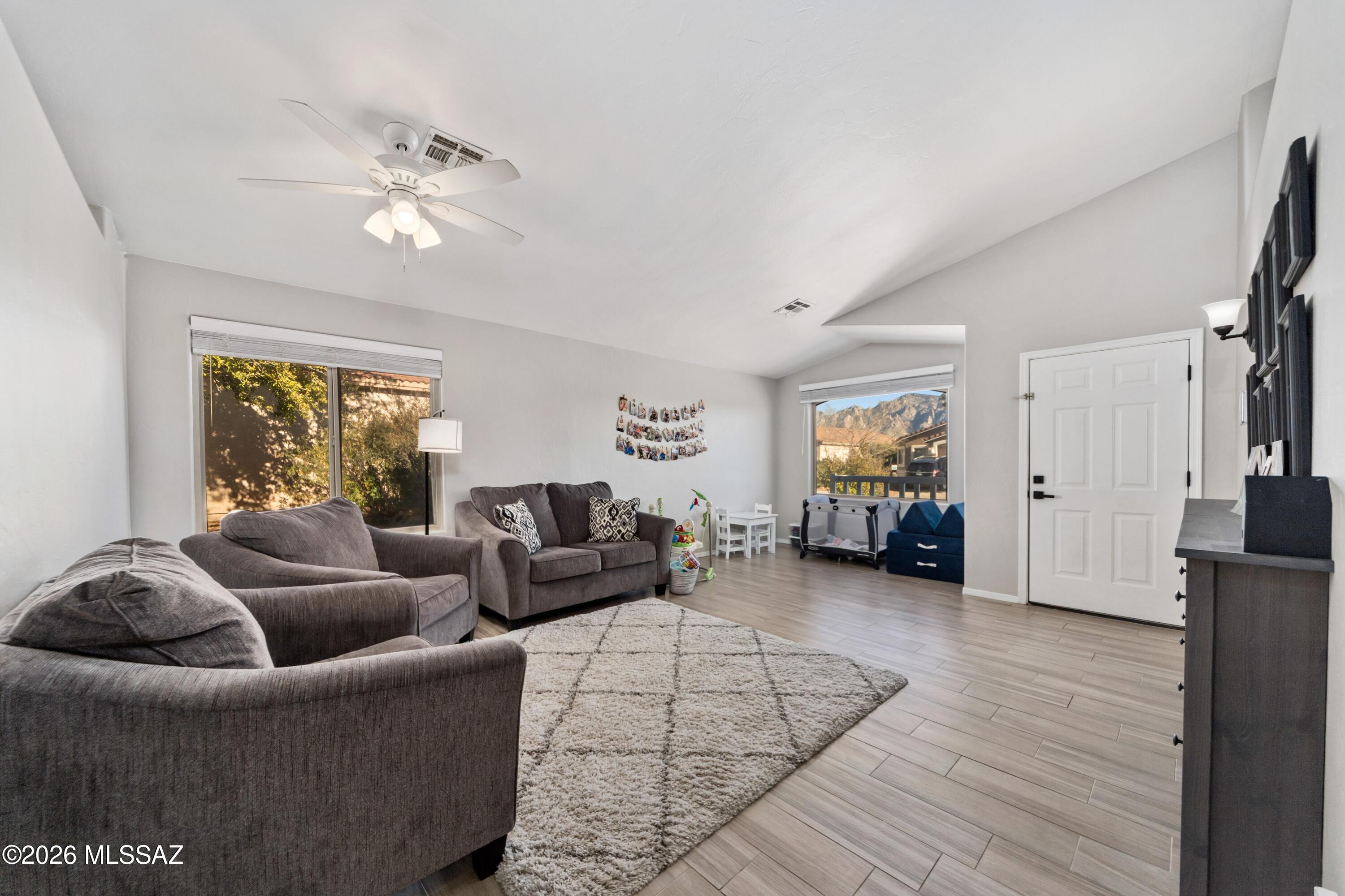 12323 N Kylene Canyon Drive