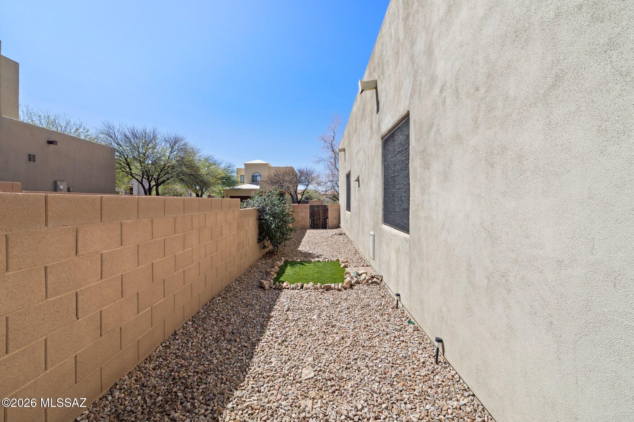 217 E Forrest Feezor Street