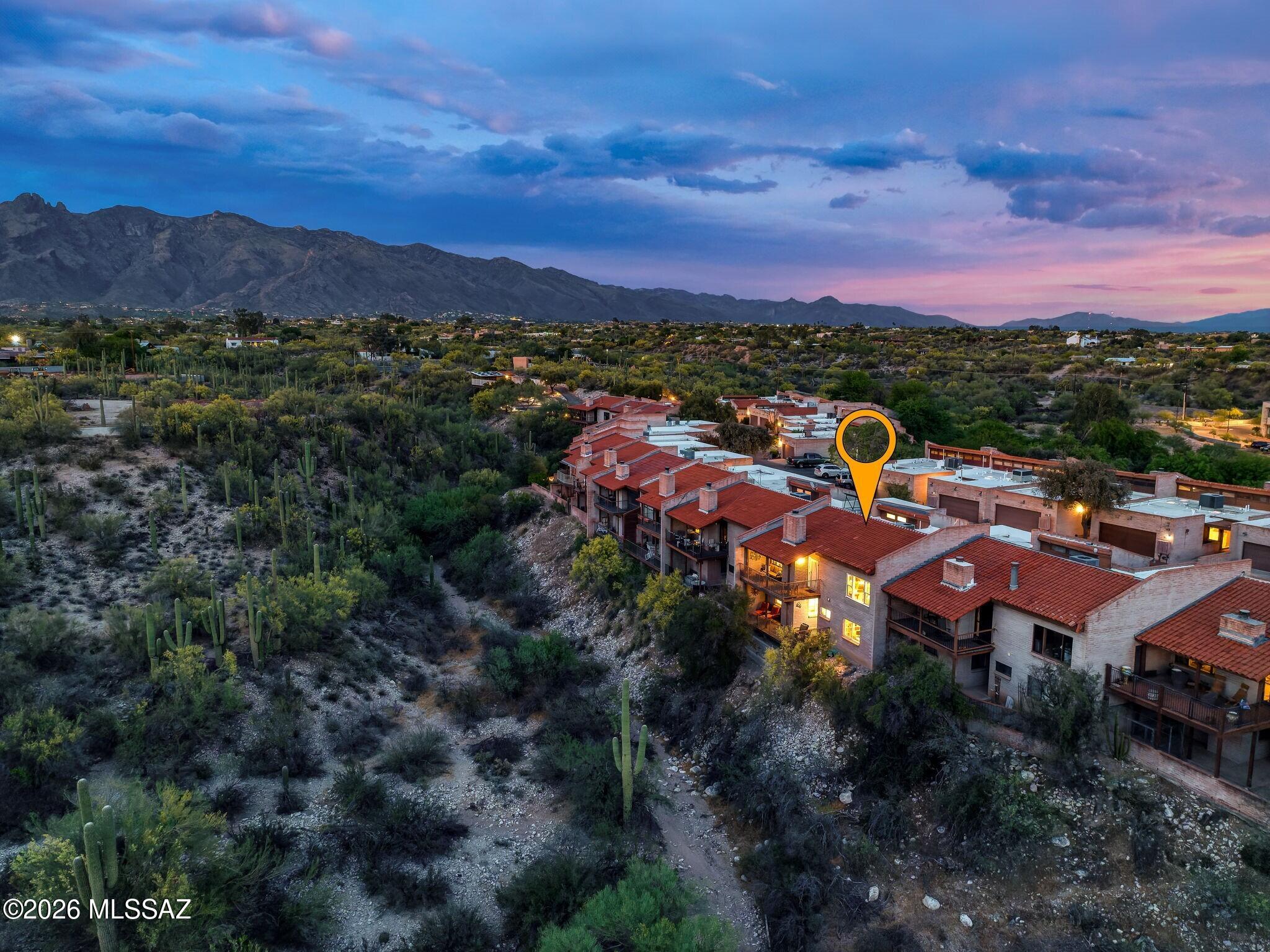 1931 E Campbell Terrace