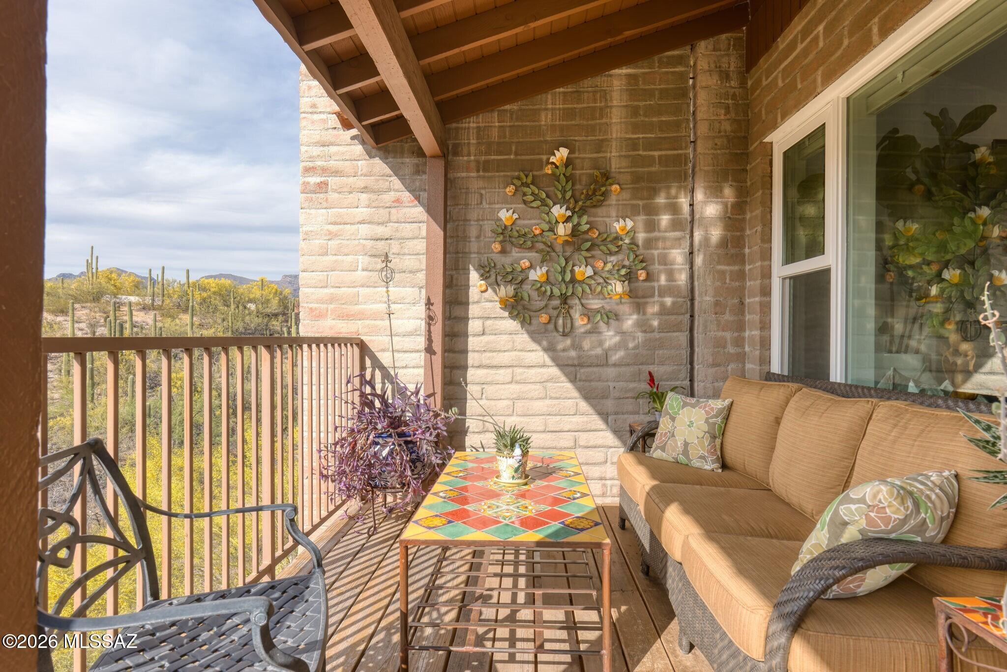 1931 E Campbell Terrace