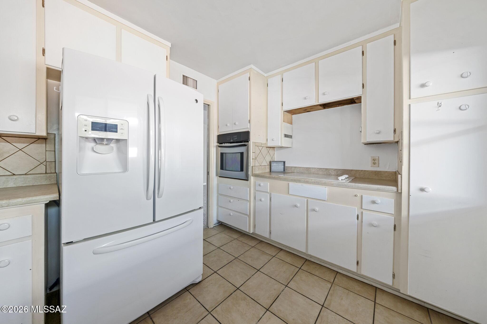 3008 E 6th Street D15