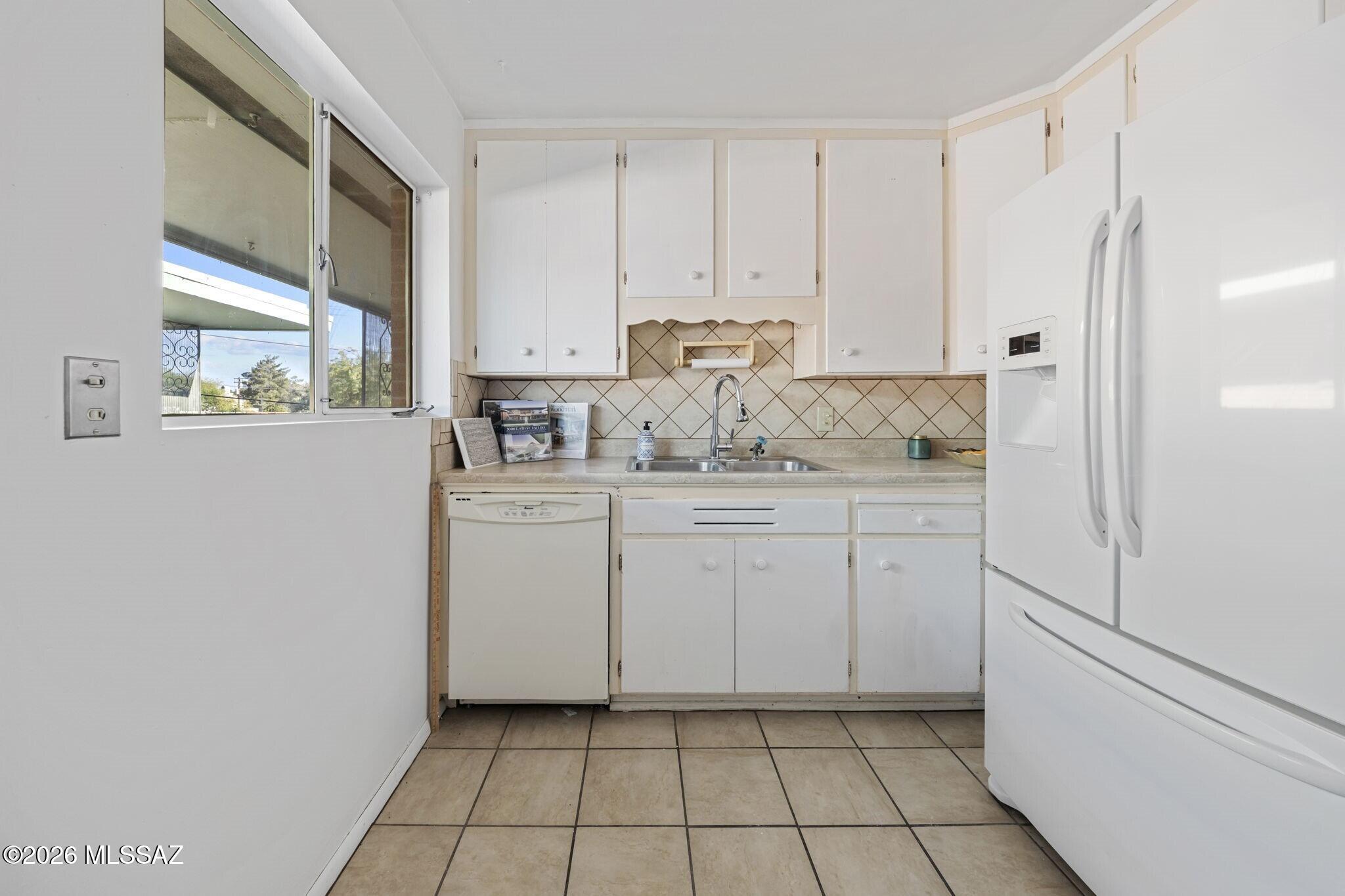 3008 E 6th Street D15