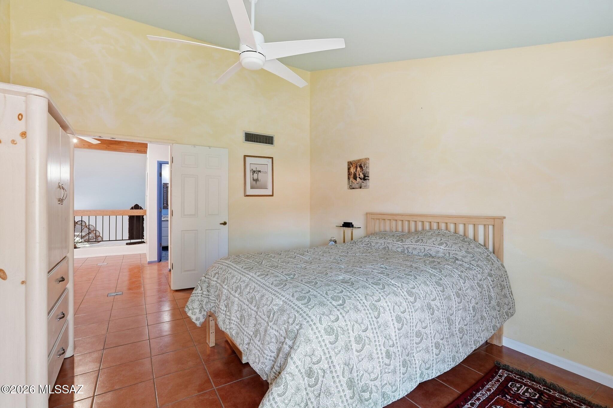 5310 N Paseo De La Terraza