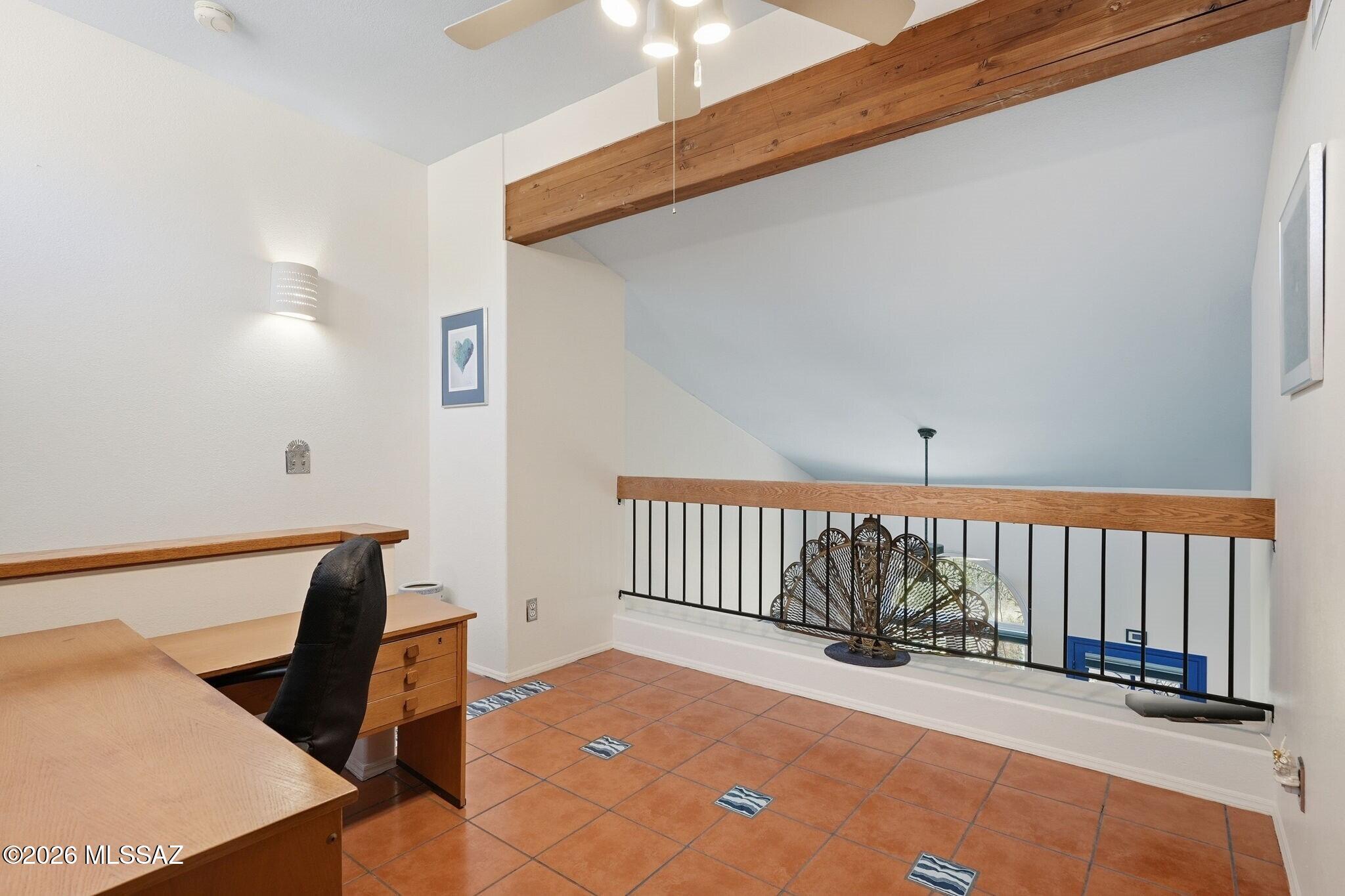 5310 N Paseo De La Terraza
