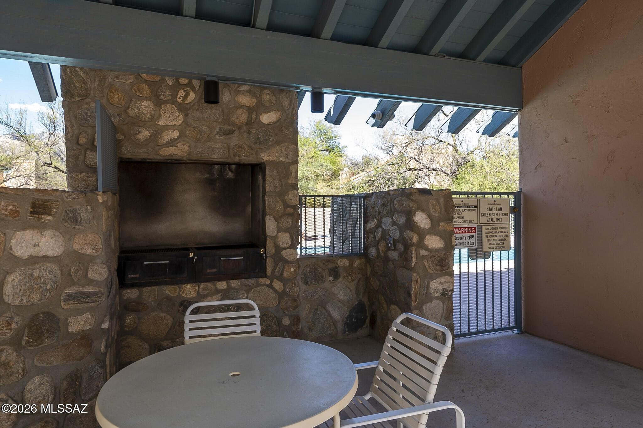 5310 N Paseo De La Terraza