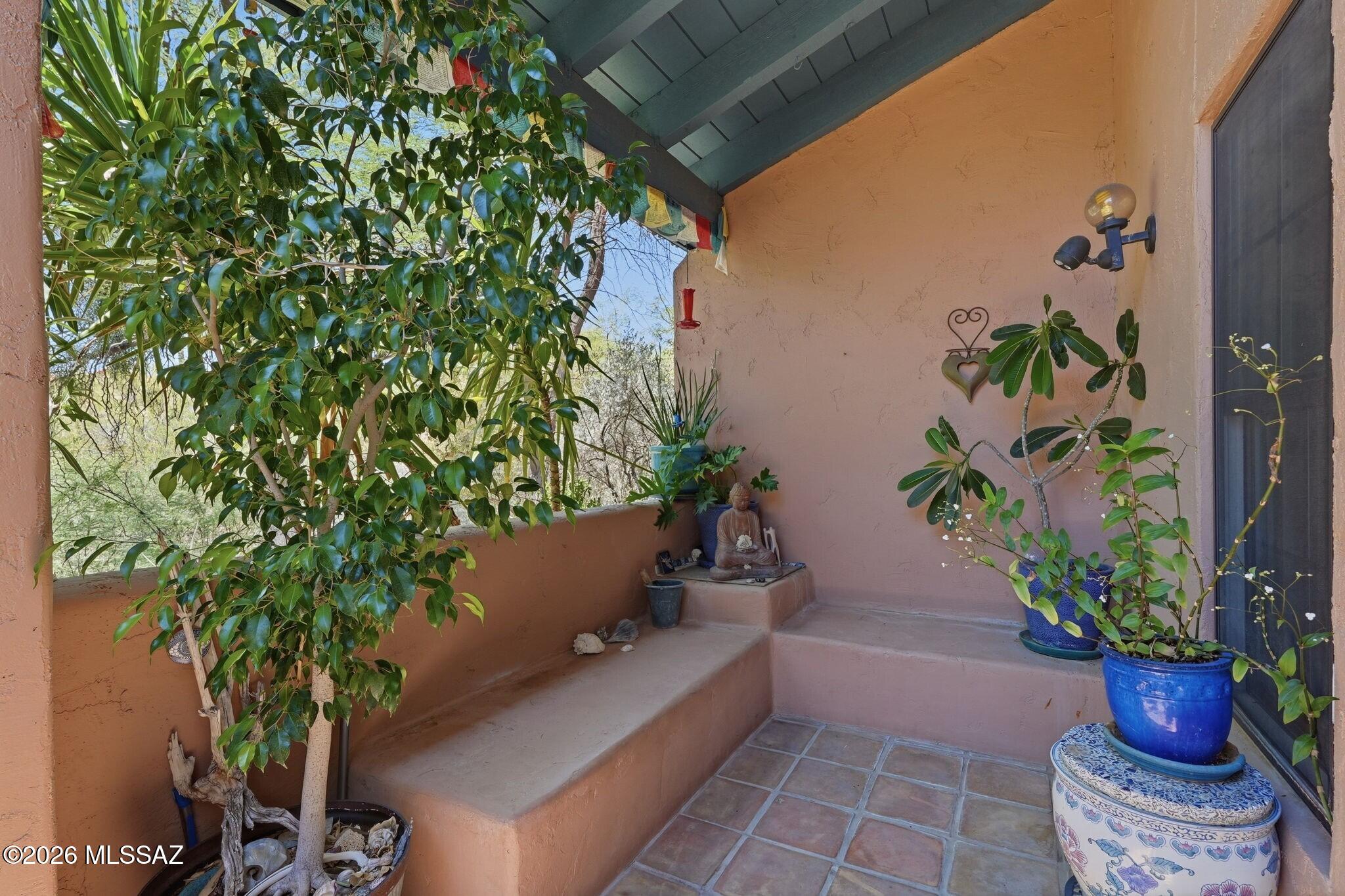 5310 N Paseo De La Terraza