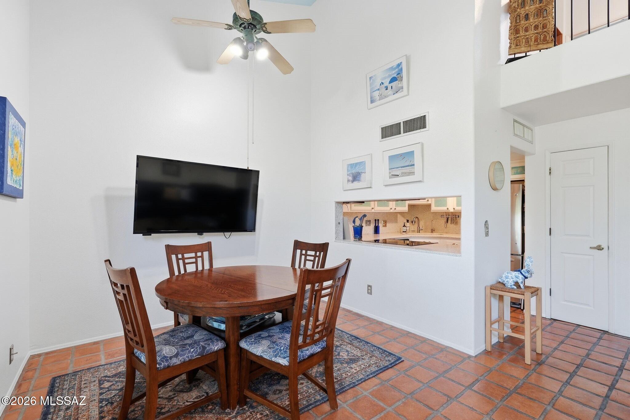 5310 N Paseo De La Terraza
