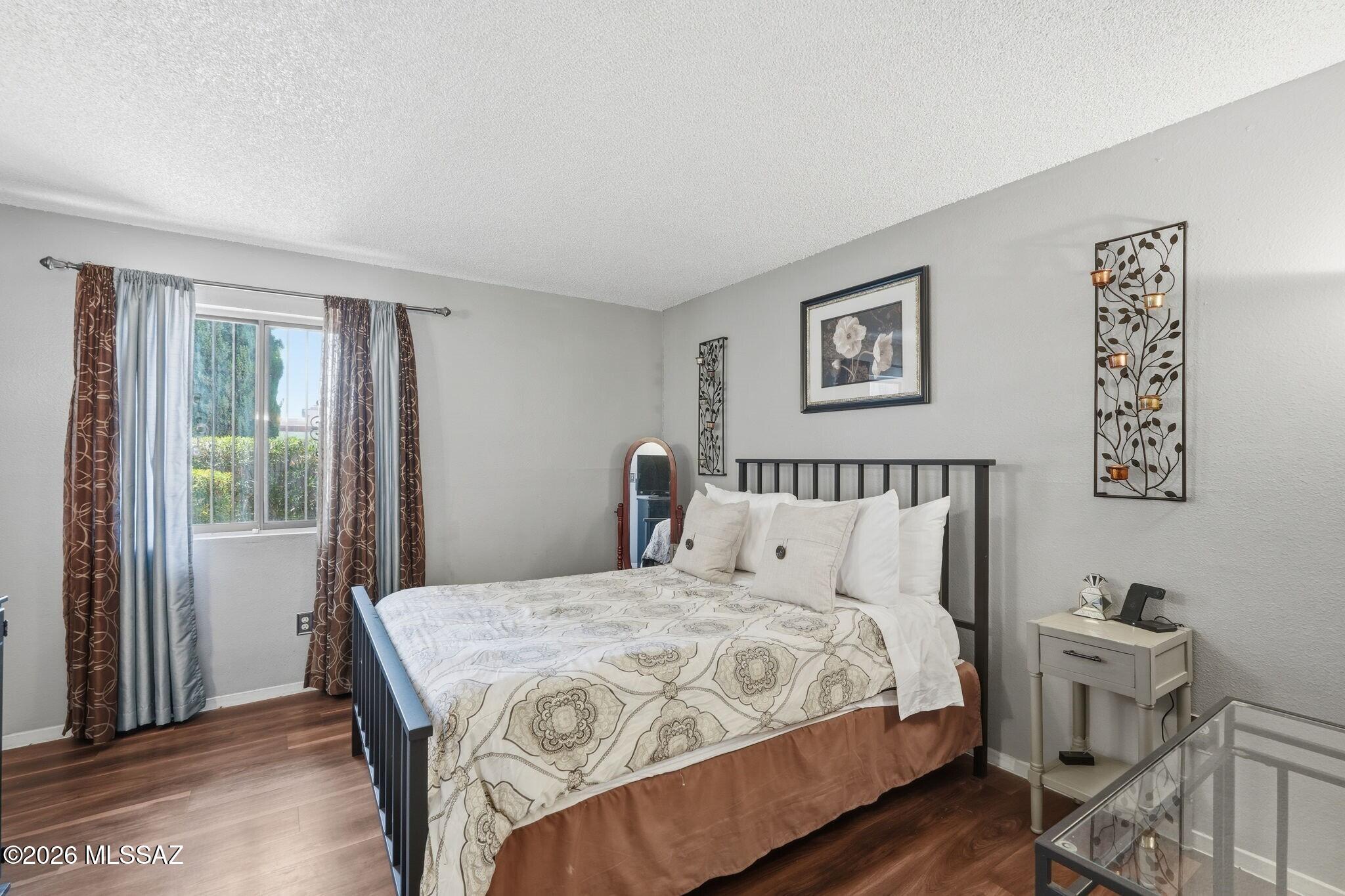 6615 E Golf Links Road Apt 1