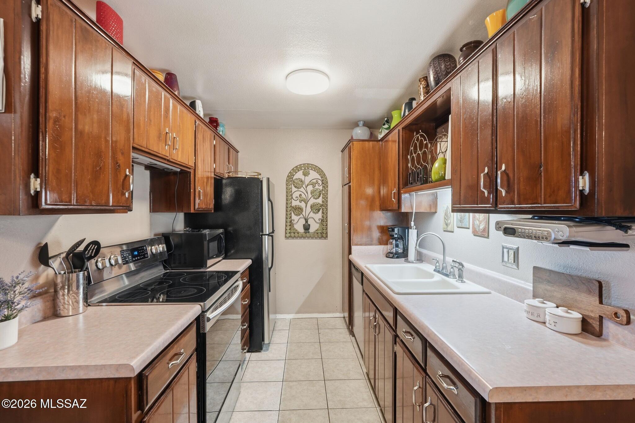 6615 E Golf Links Road Apt 1