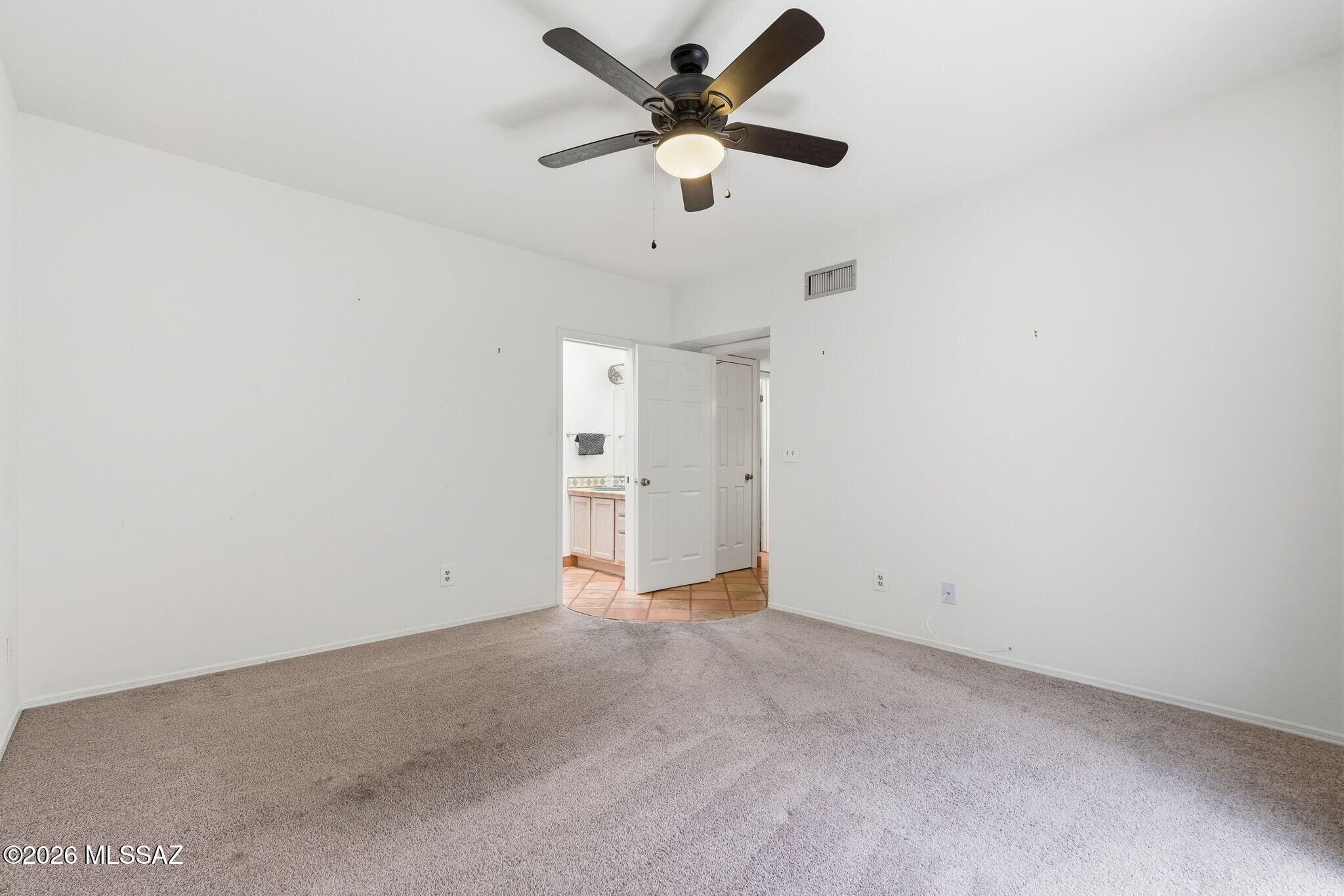 967 W Lyman Lane