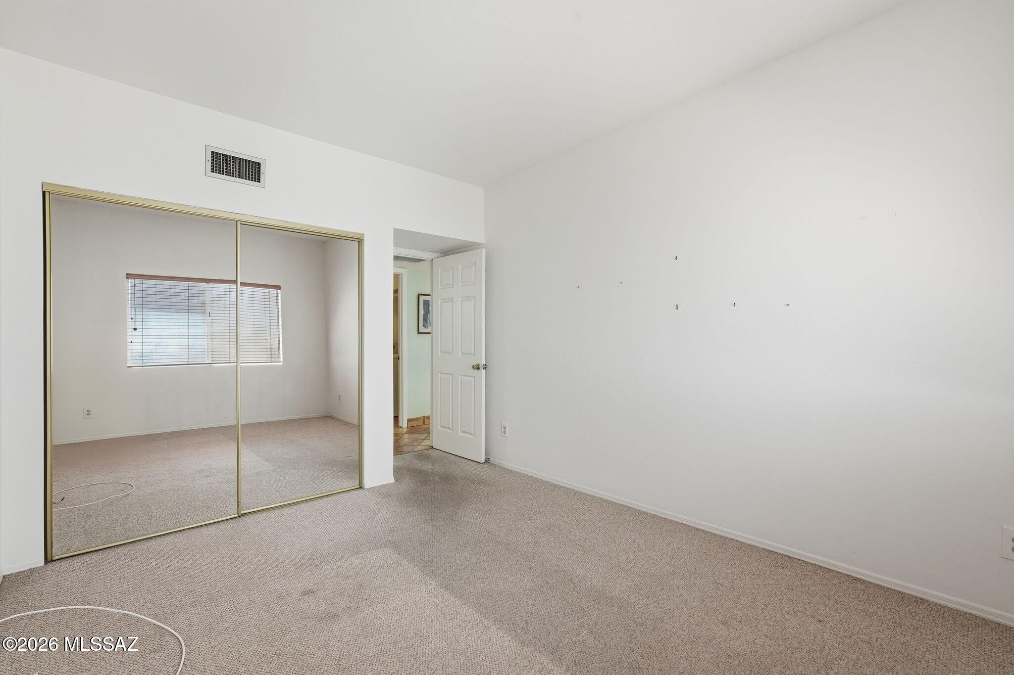 967 W Lyman Lane