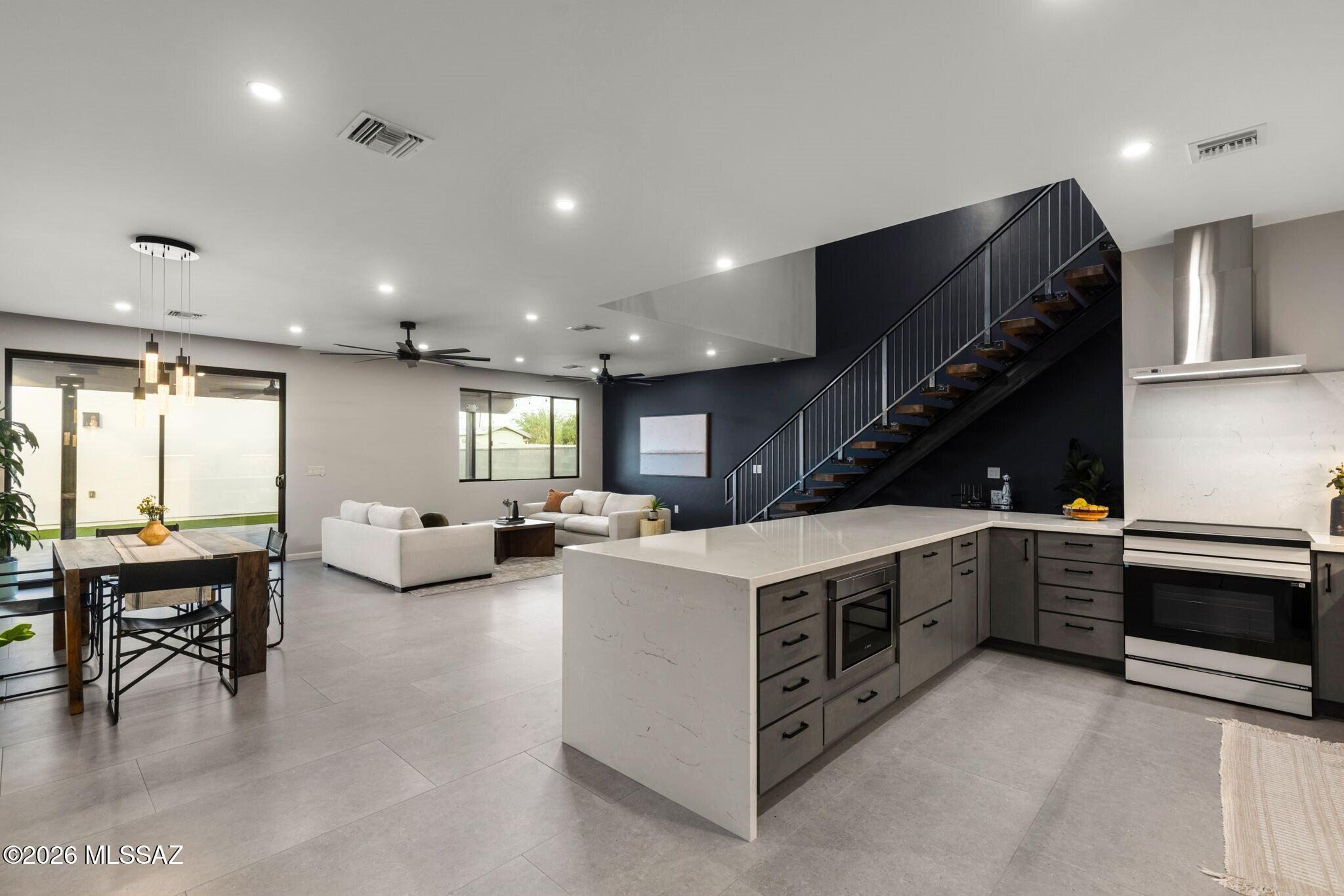 935 S Fremont Avenue