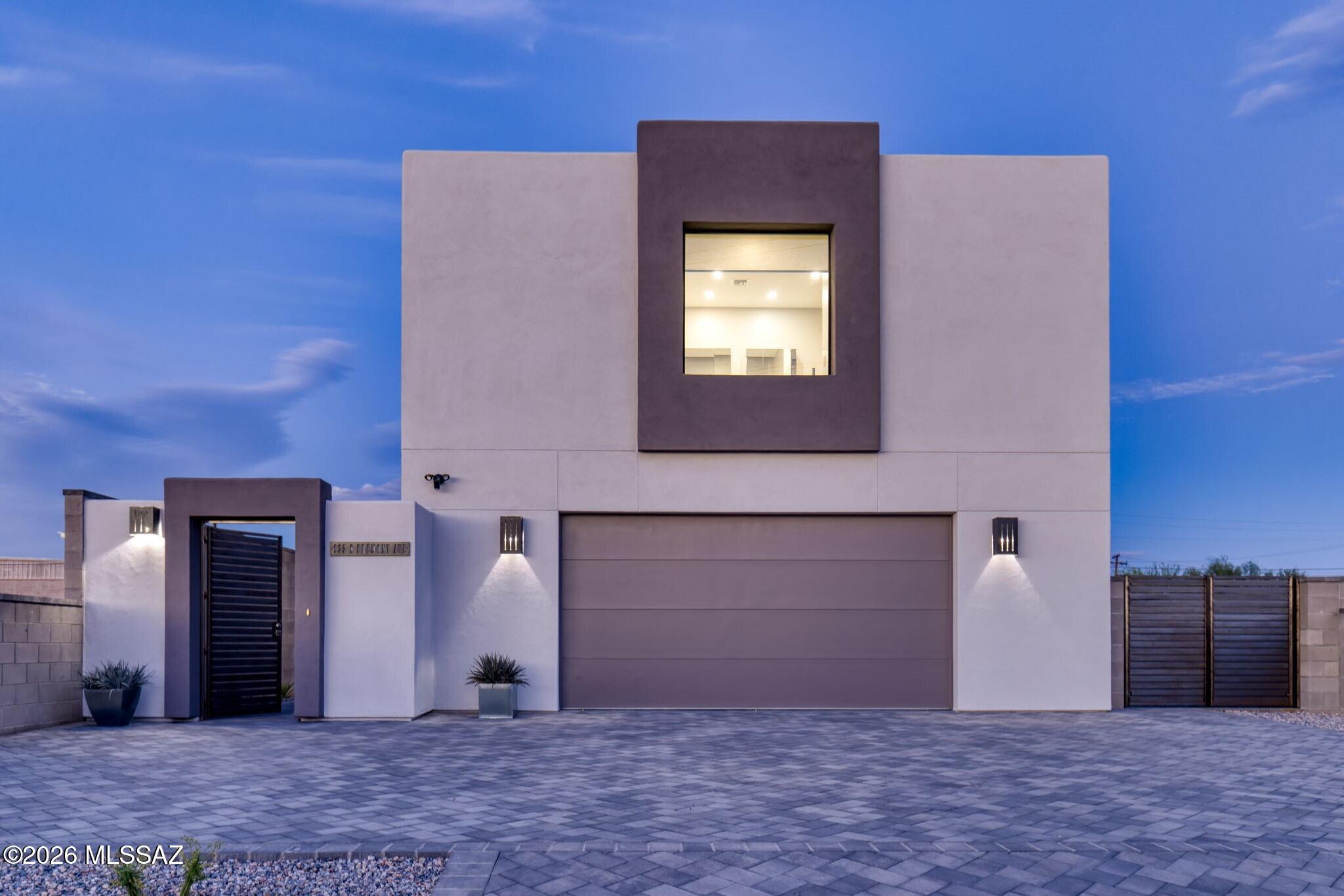 935 S Fremont Avenue