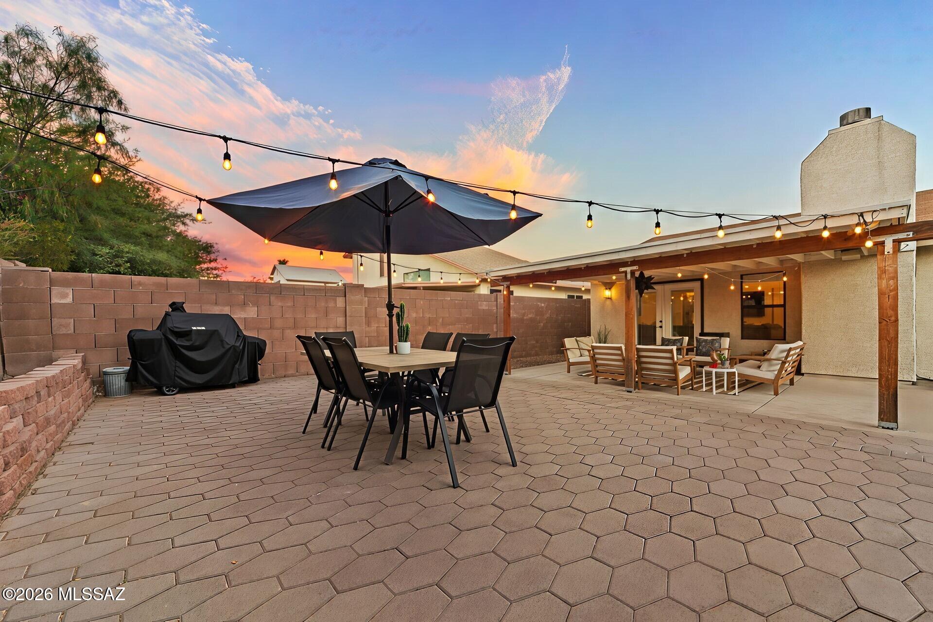 10209 E Foxmoor Drive