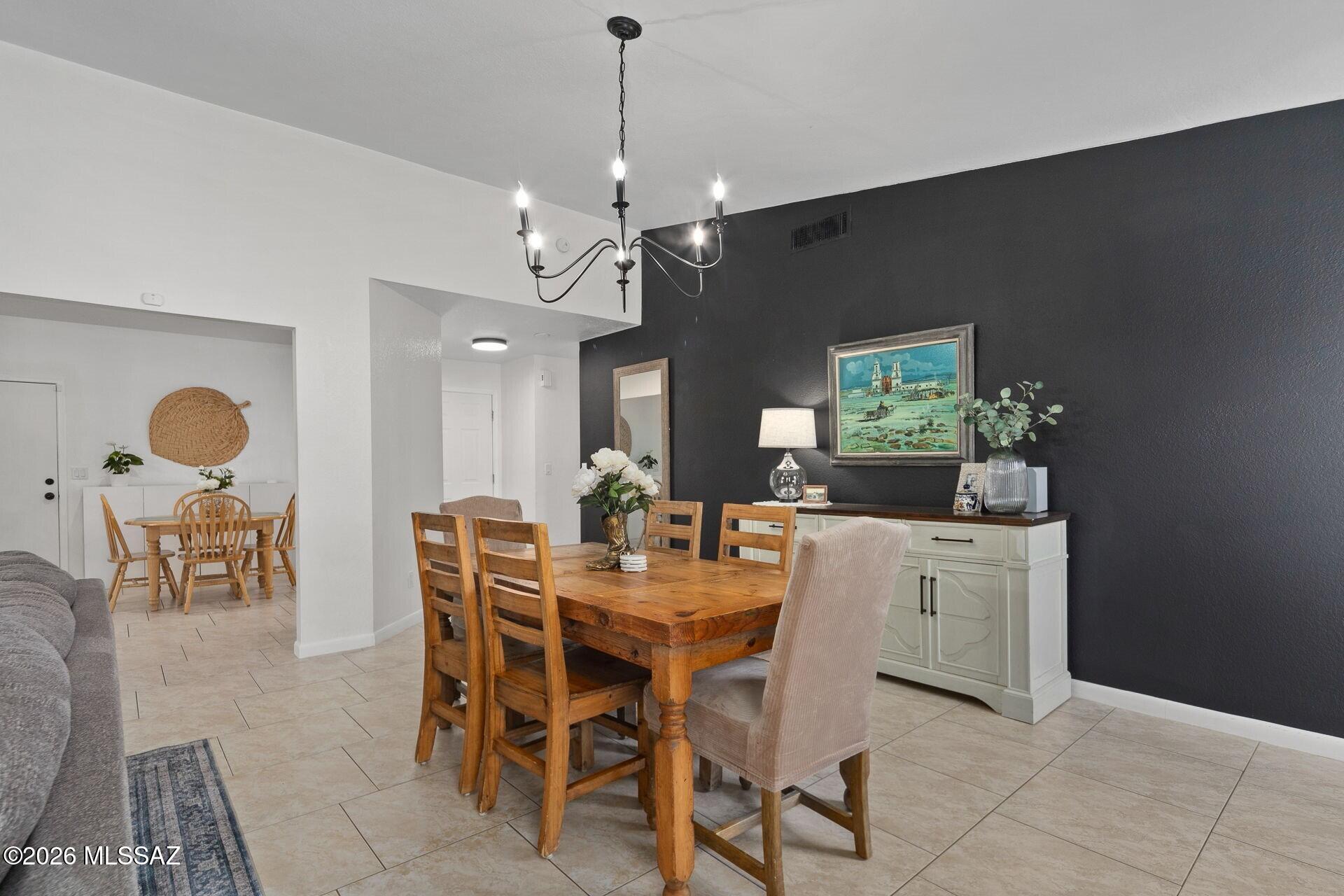 10209 E Foxmoor Drive