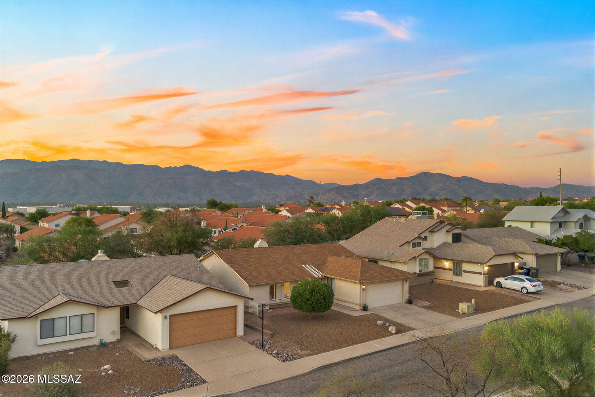 10209 E Foxmoor Drive